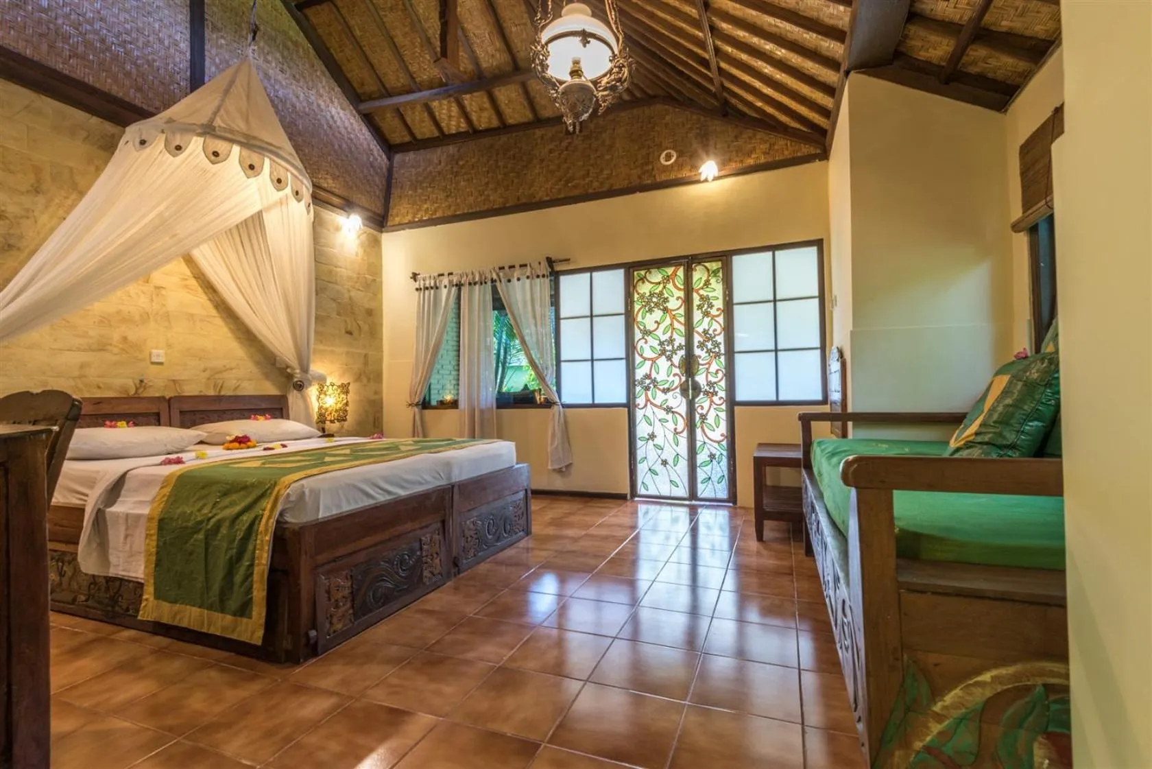 Bedroom, Bed in Hotel Pondok Sari Beach & SPA Resort