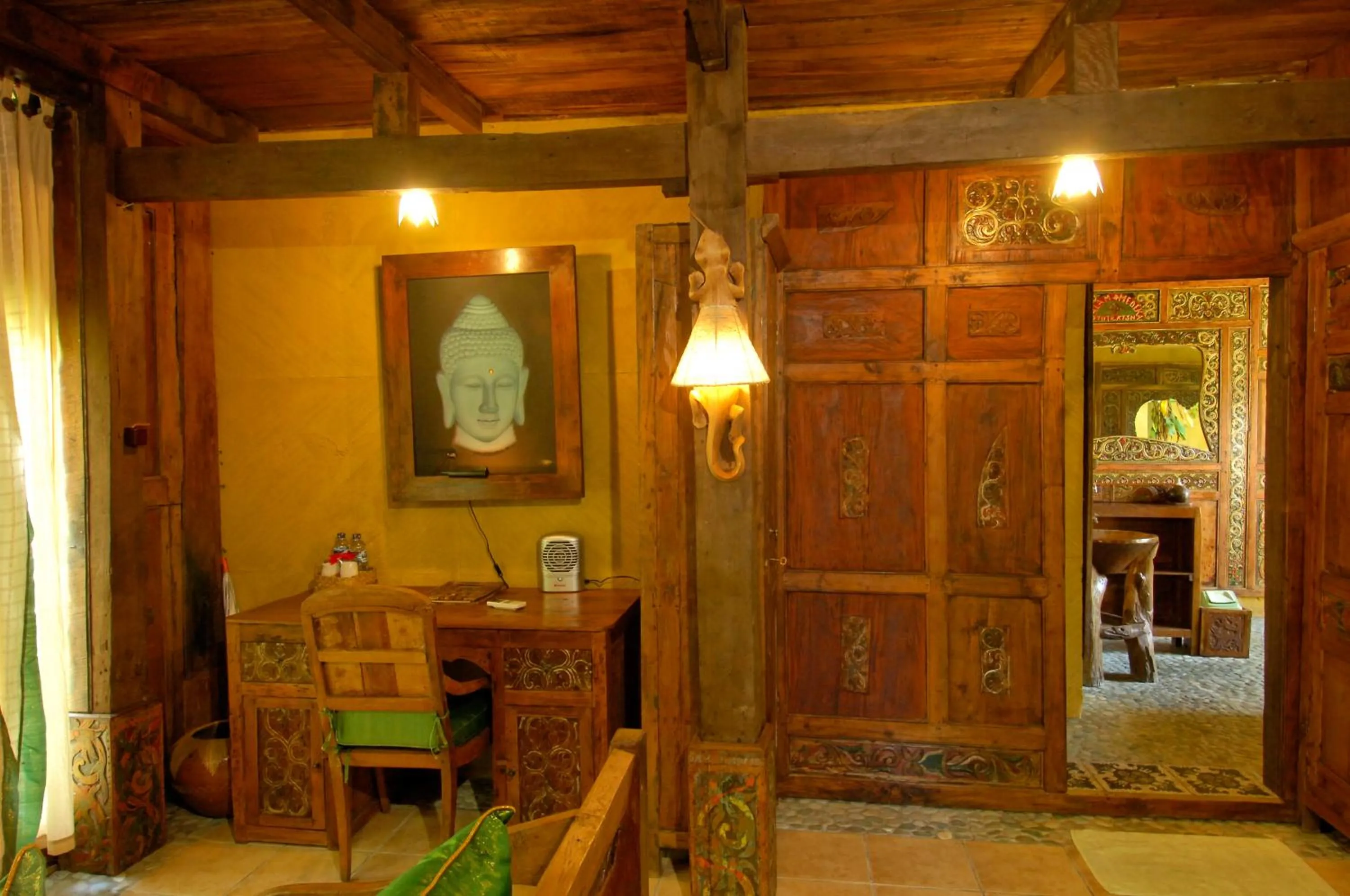 Seating area in Hotel Pondok Sari Beach & SPA Resort