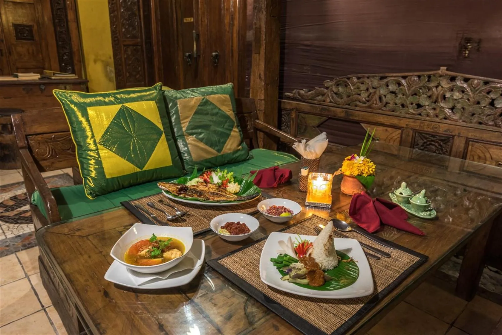 Food and drinks in Hotel Pondok Sari Beach & SPA Resort