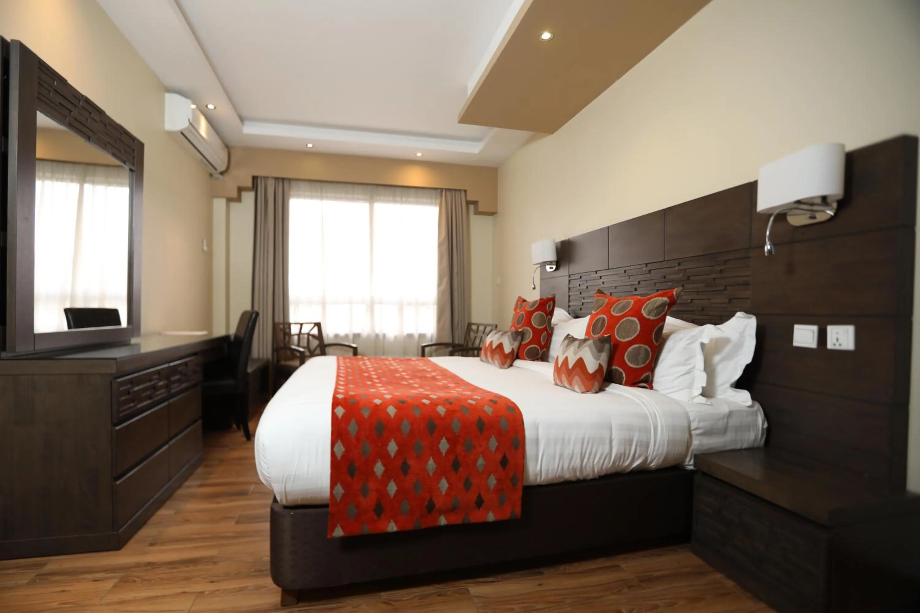 Bedroom, Bed in Bidwood Suite Hotel