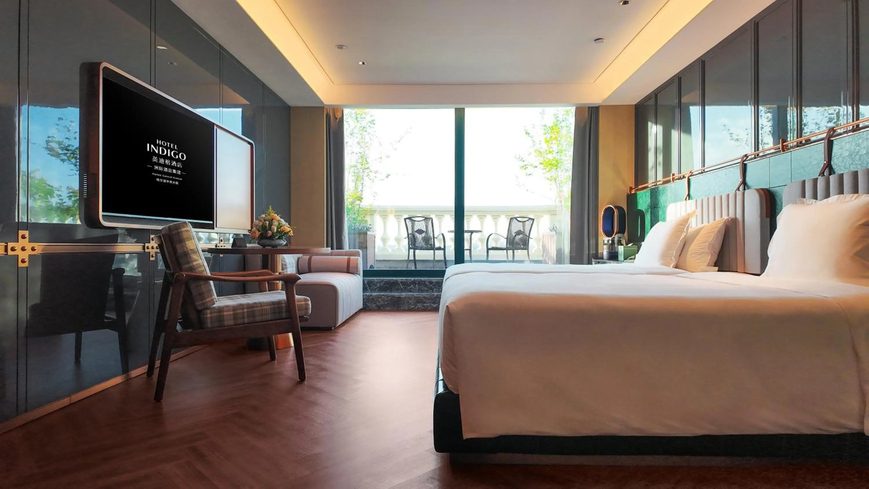 Photo of the whole room, Bed in Hotel Indigo Harbin Central Avenue by IHG