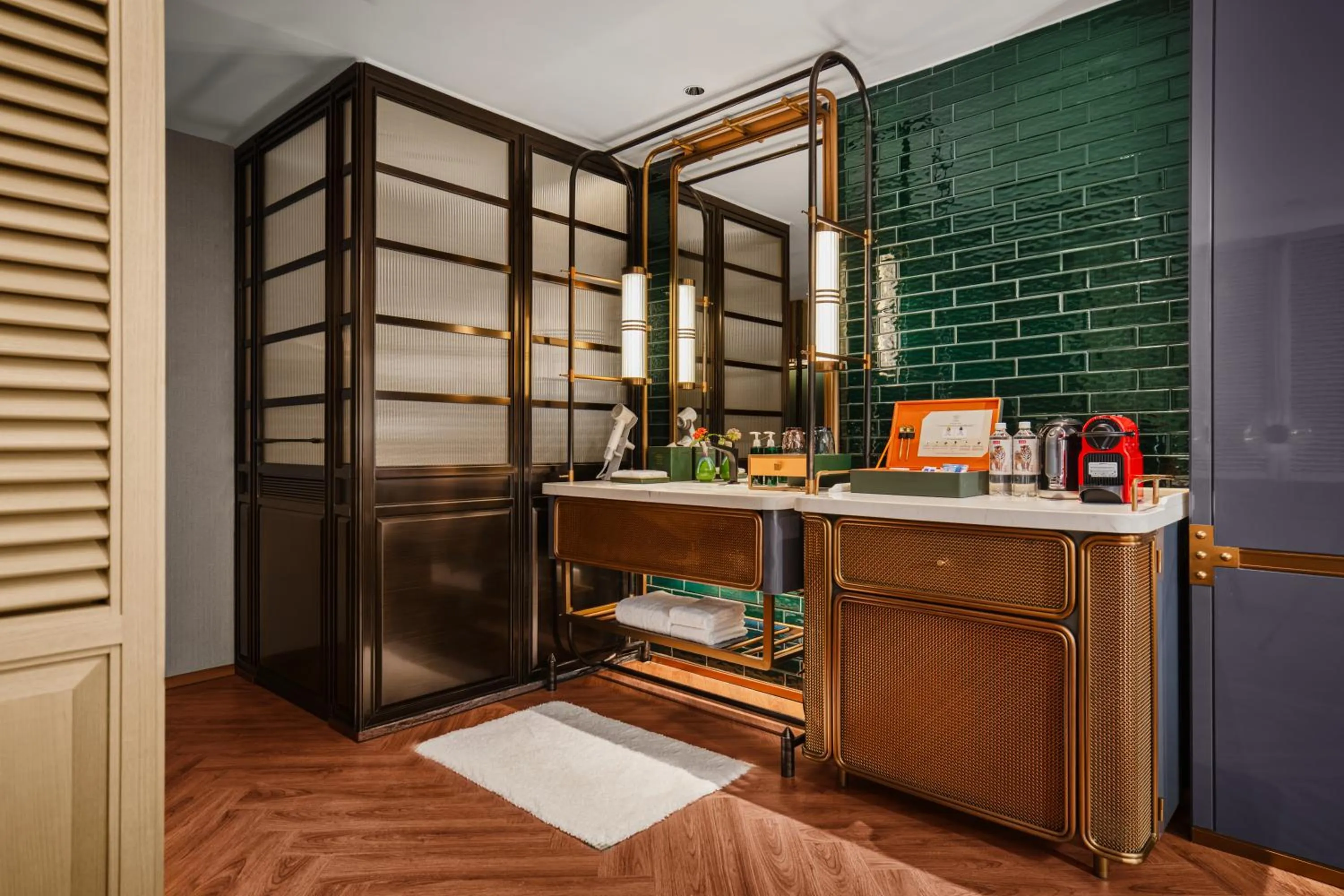 Premium King Room with Balcony and River View  in Hotel Indigo Harbin Central Avenue by IHG