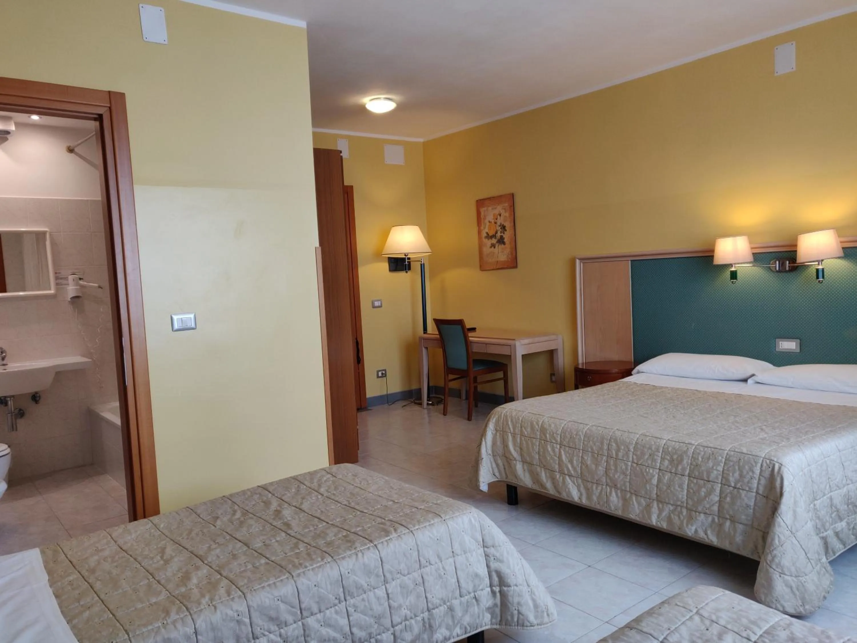 Bedroom, Bed in Albergo Conte Max