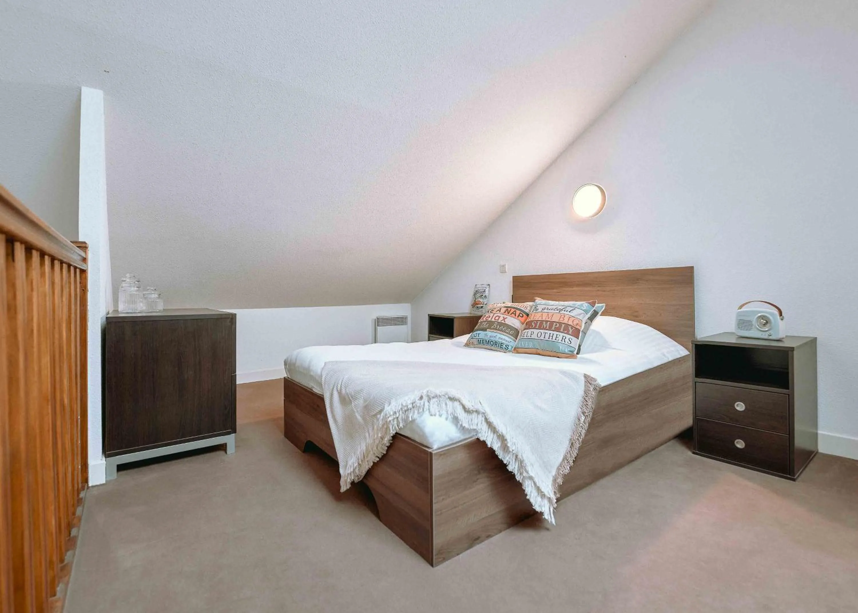 Bed in Zenao Appart Hôtel Nevers Quai de Loire