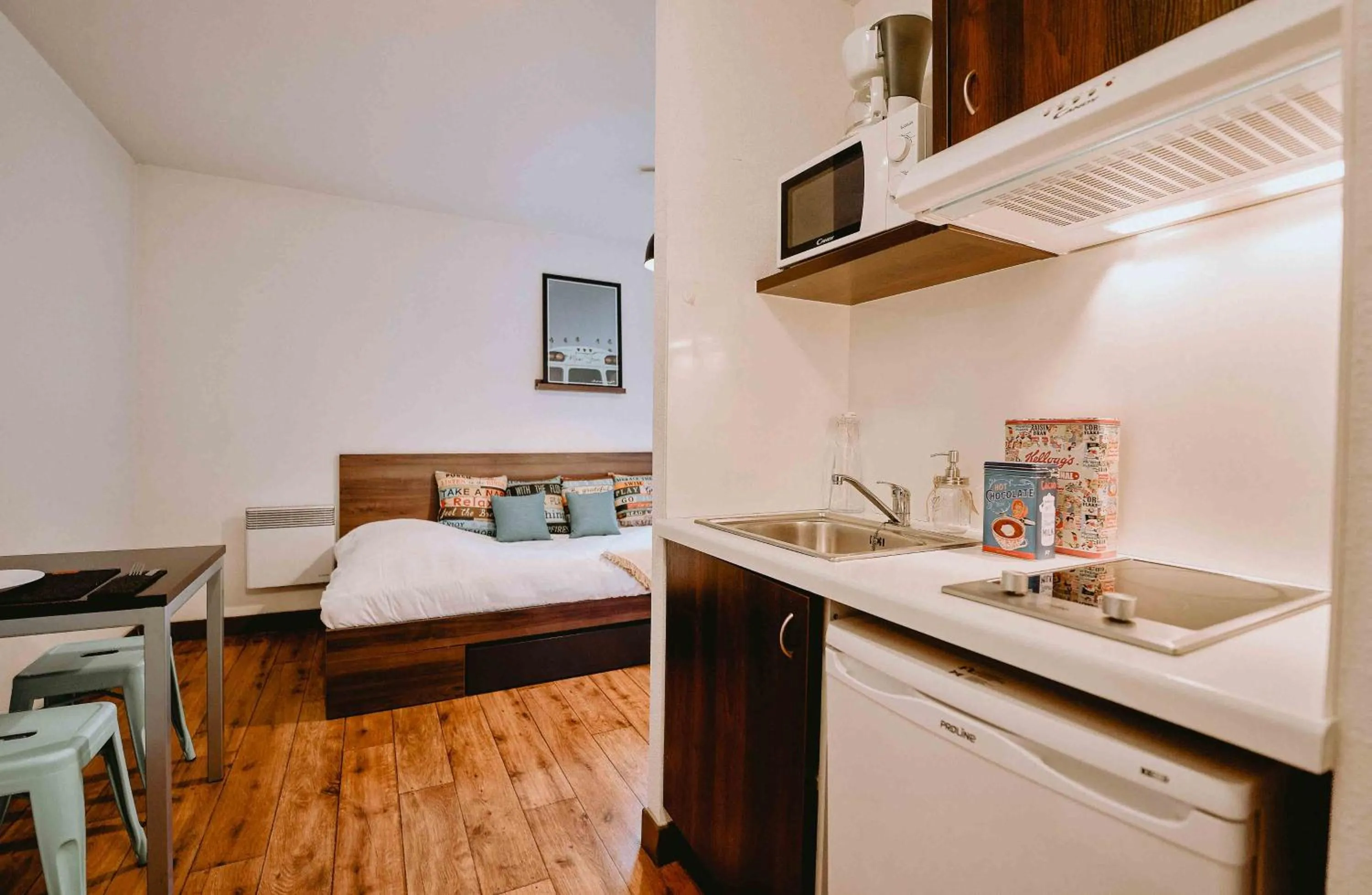 Bed in Zenao Appart Hôtel Nevers Quai de Loire