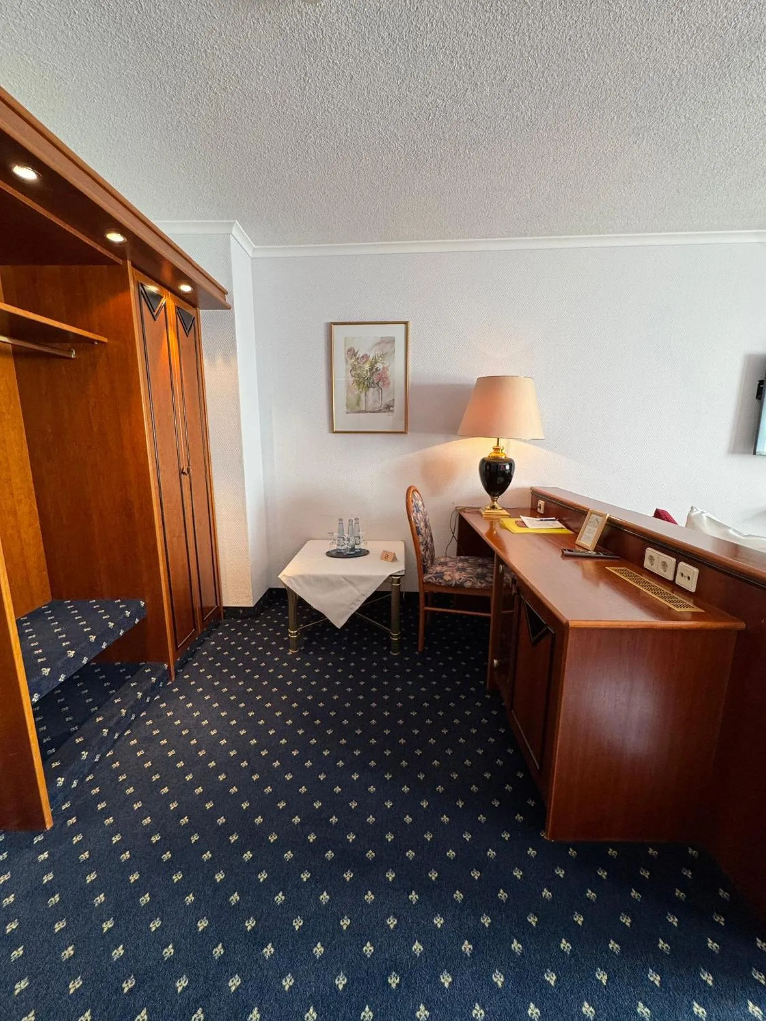 Bedroom, Bed in Hotel-Restaurant Schwanen