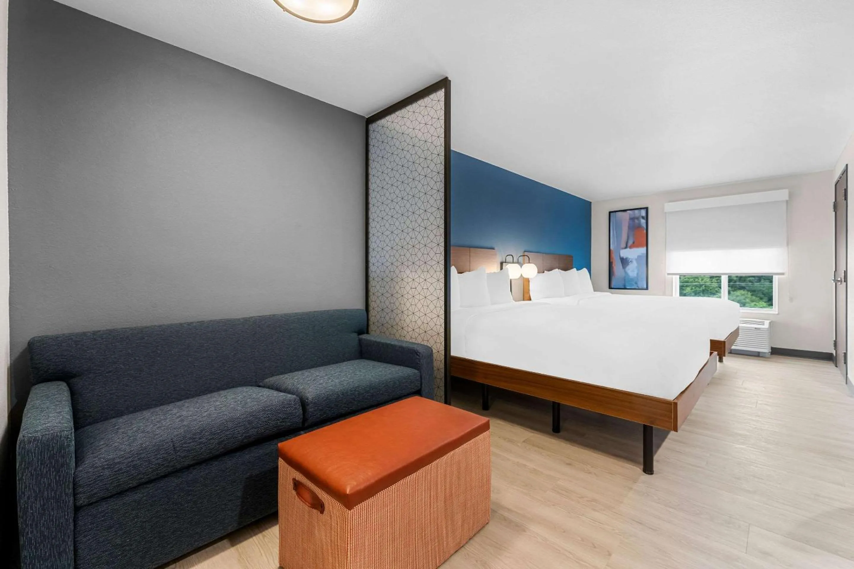 Bedroom, Bed in Everhome Suites Fayetteville near Fort Bragg