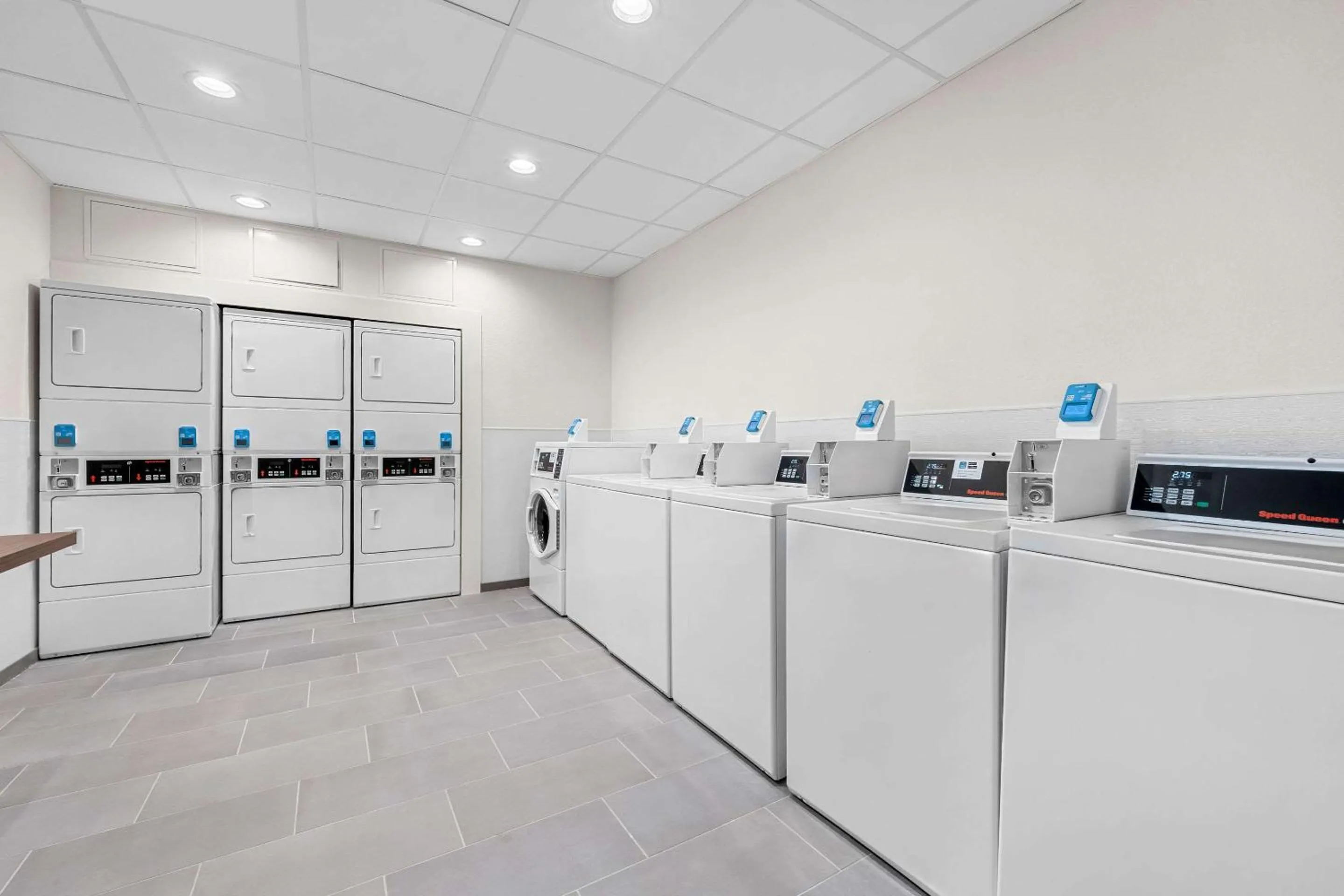 Other in Everhome Suites Fayetteville near Fort Bragg