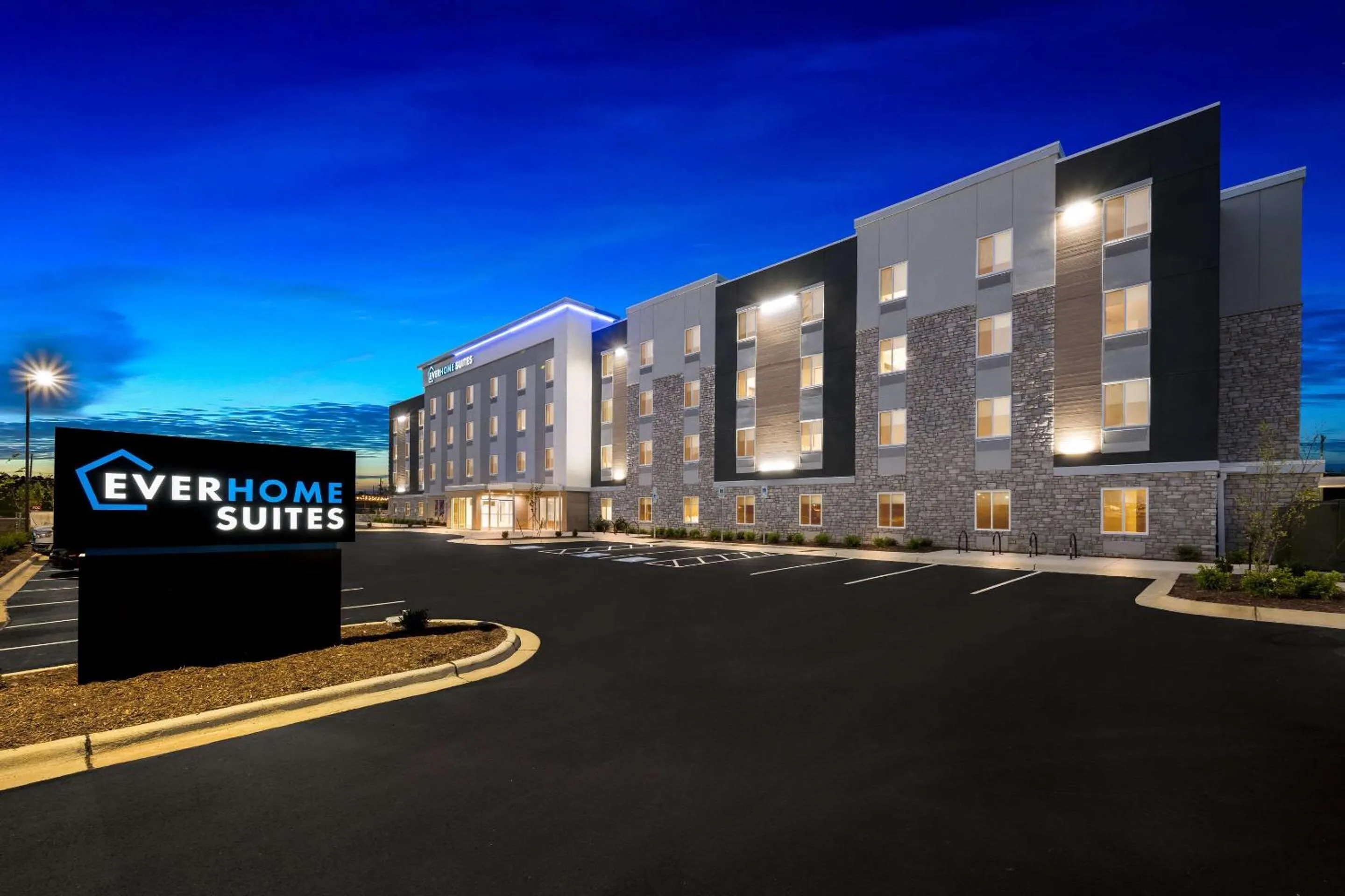 Property building in Everhome Suites Fayetteville near Fort Bragg