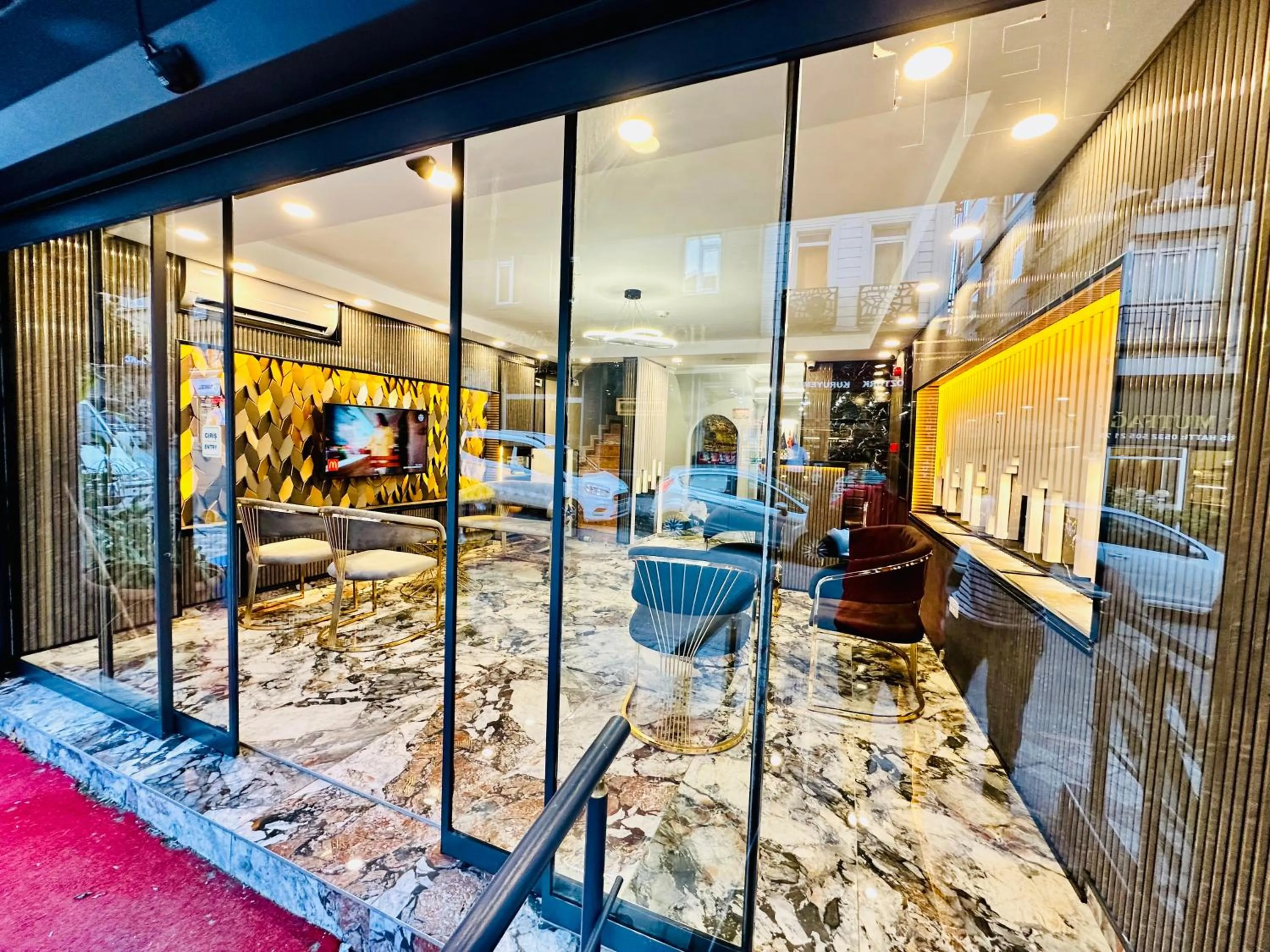 Seating area in Crowned Exclusive Hotel