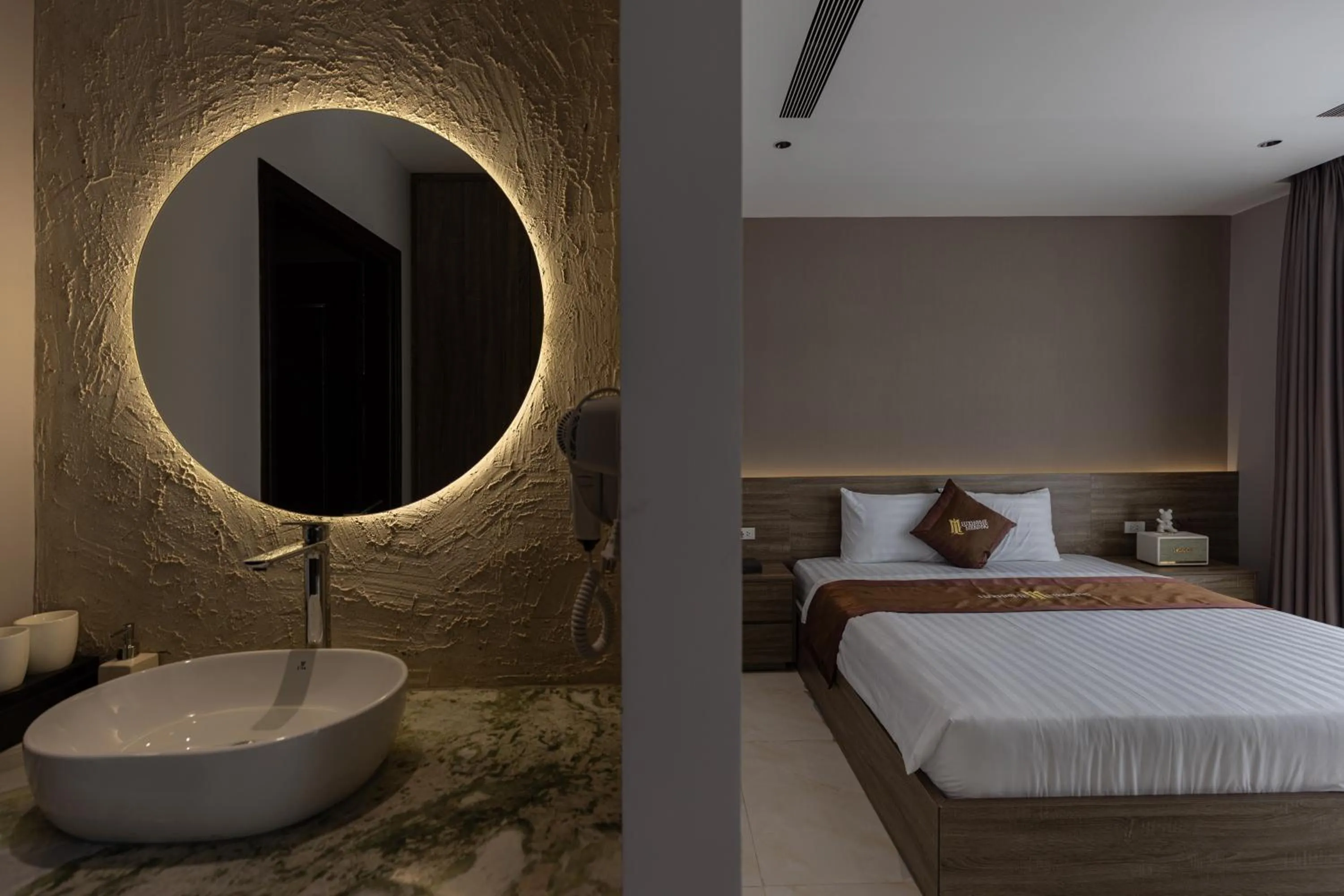 Area and facilities, Bed in Luxhome Mekong Hotel