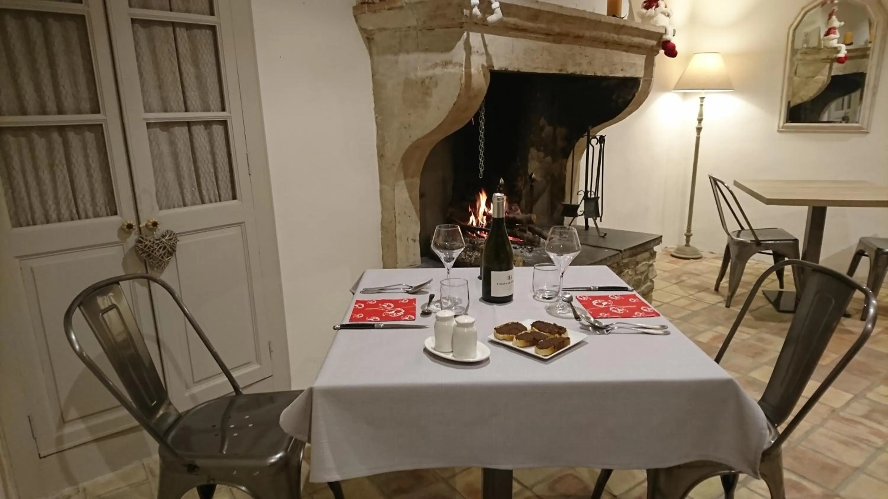 Dinner in Mas De La Lance