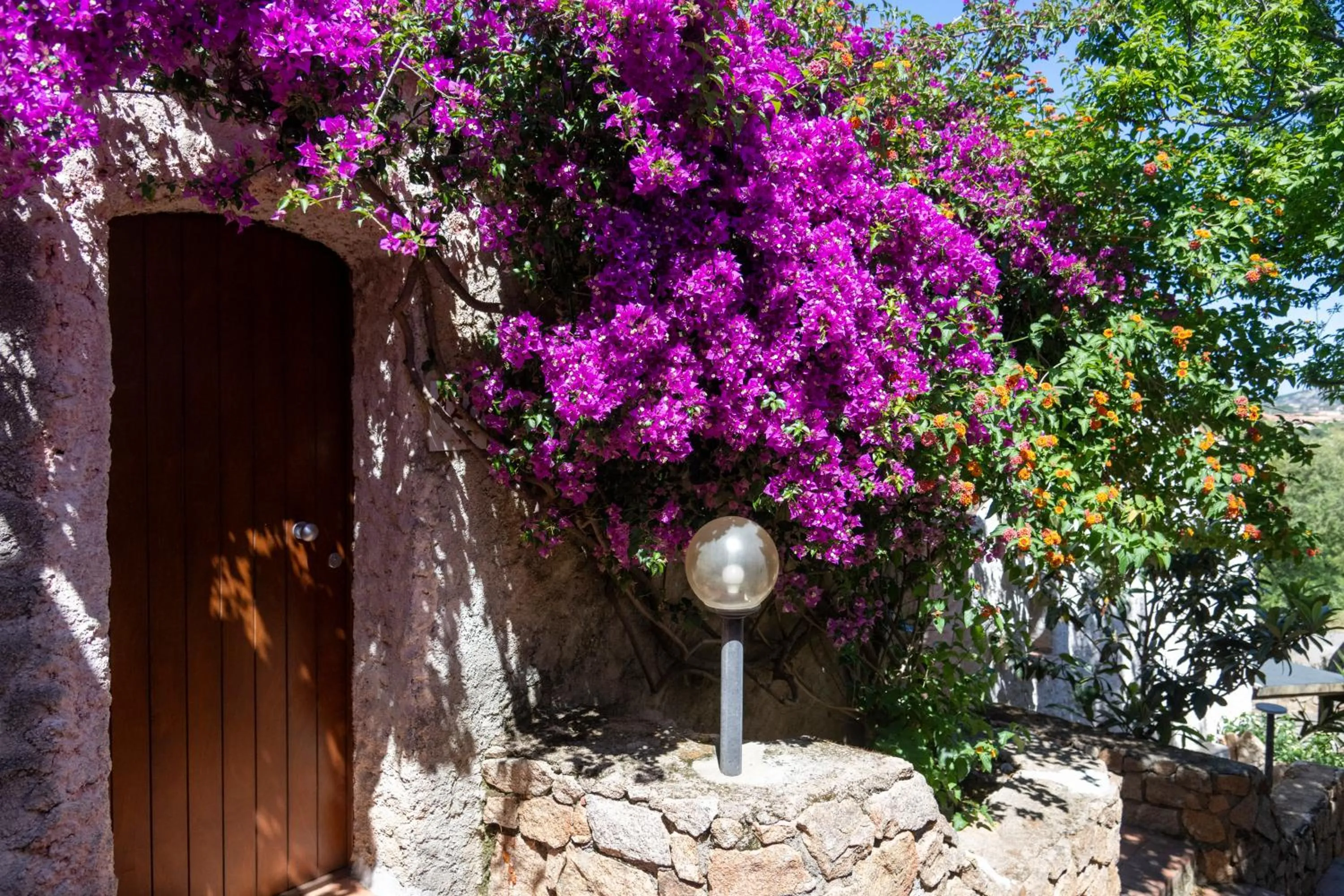 Property building in AHR Altura Hotel Porto Rafael