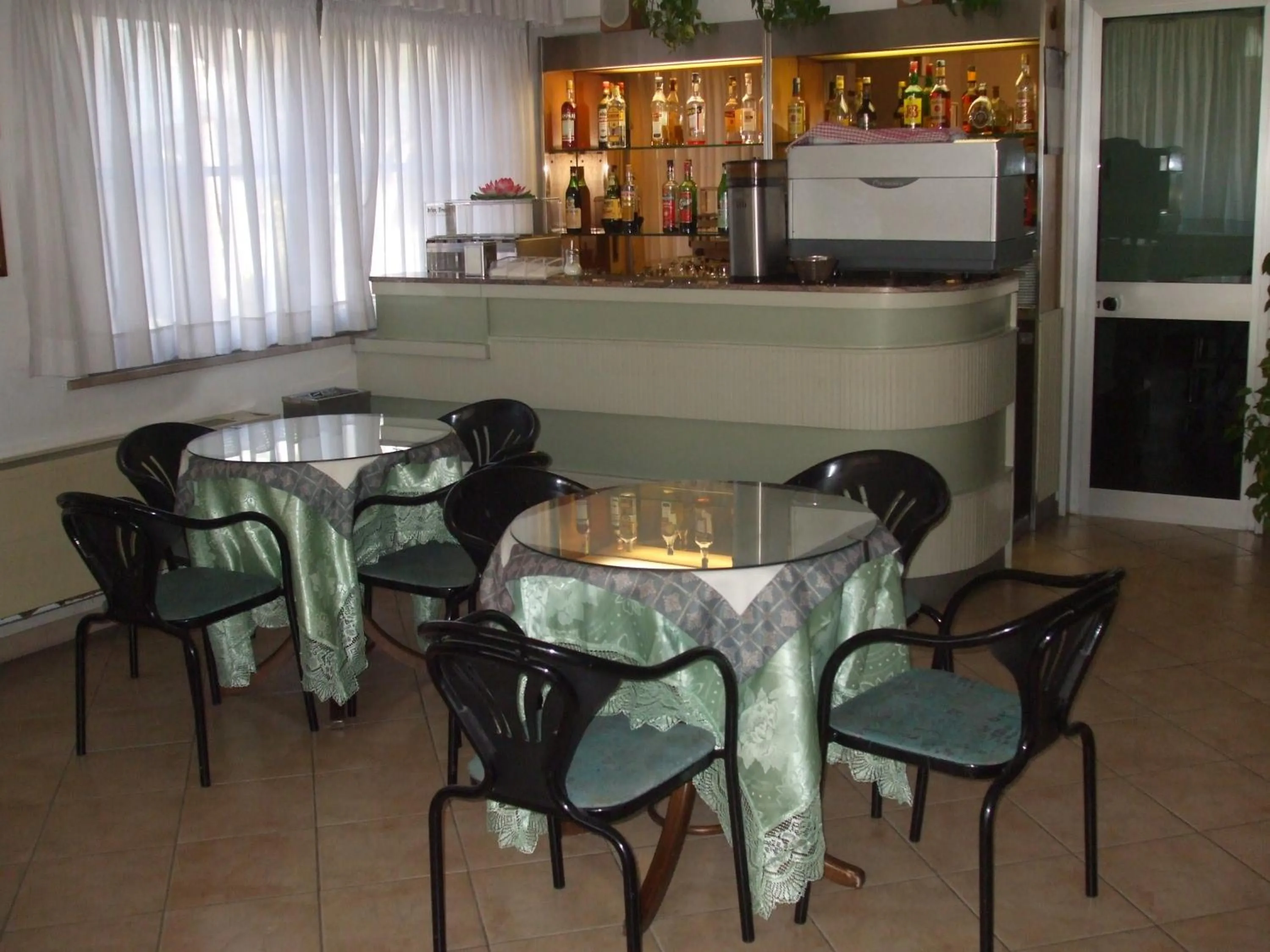 Lounge or bar in Hotel Cucciolo