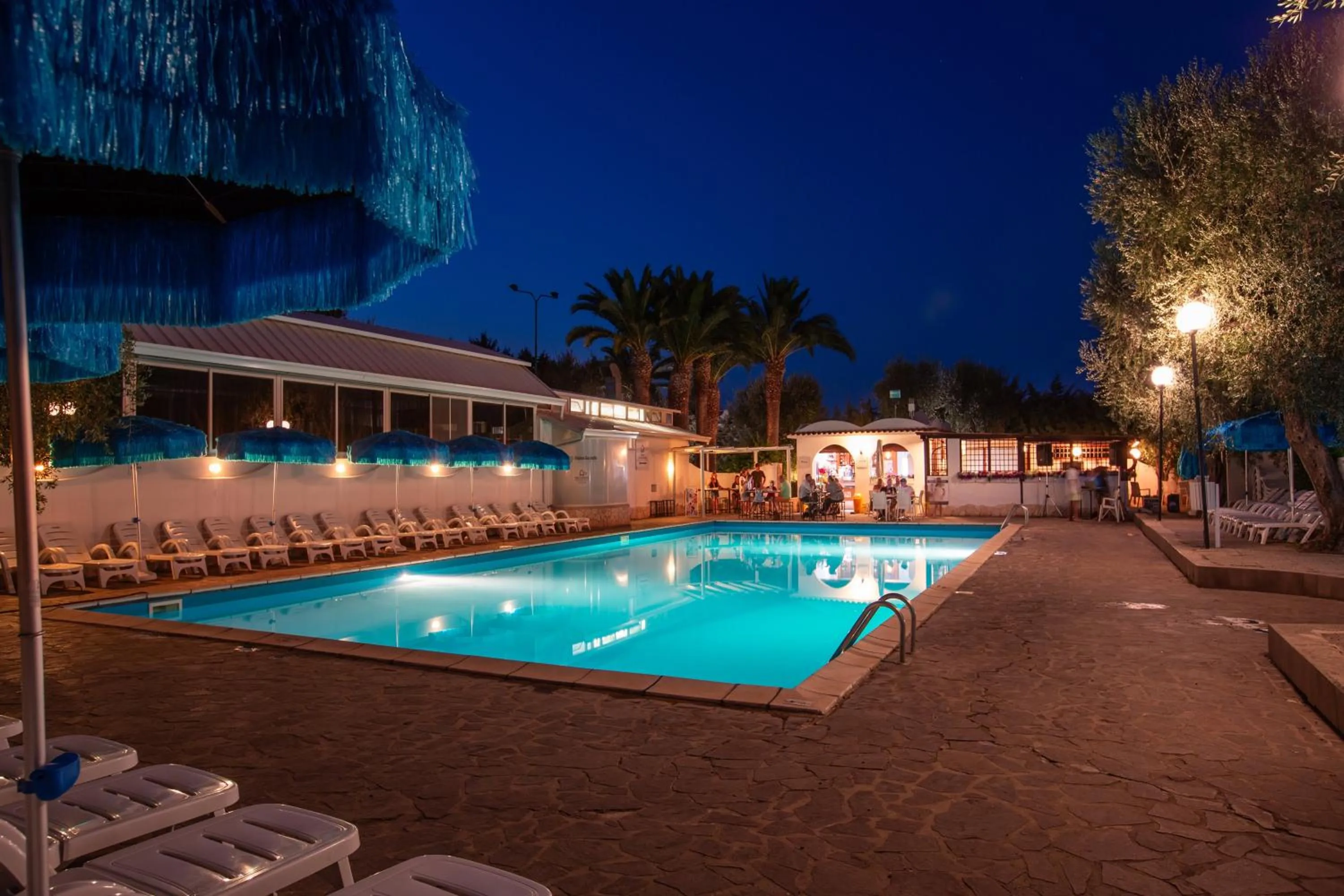 Night in Hotel Palme Gemelle