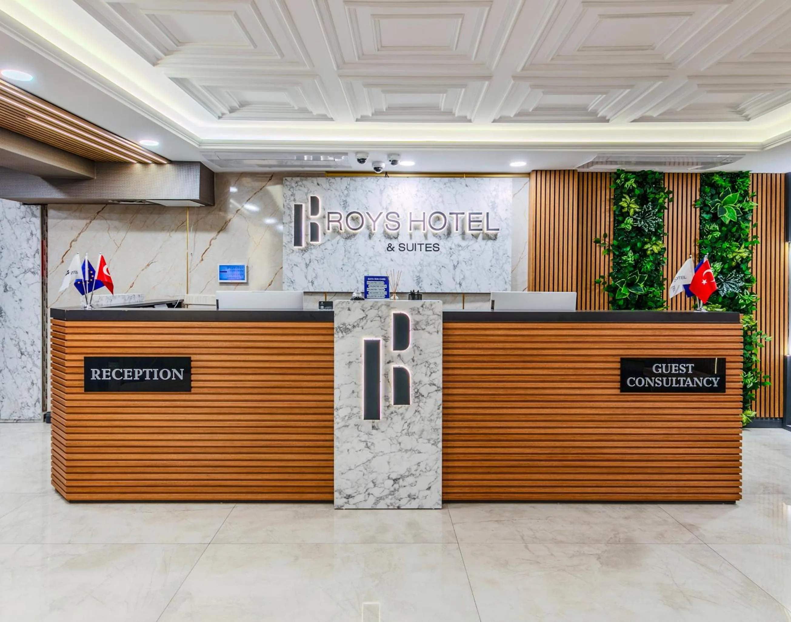 Lobby or reception in Roys Hotel & Suites