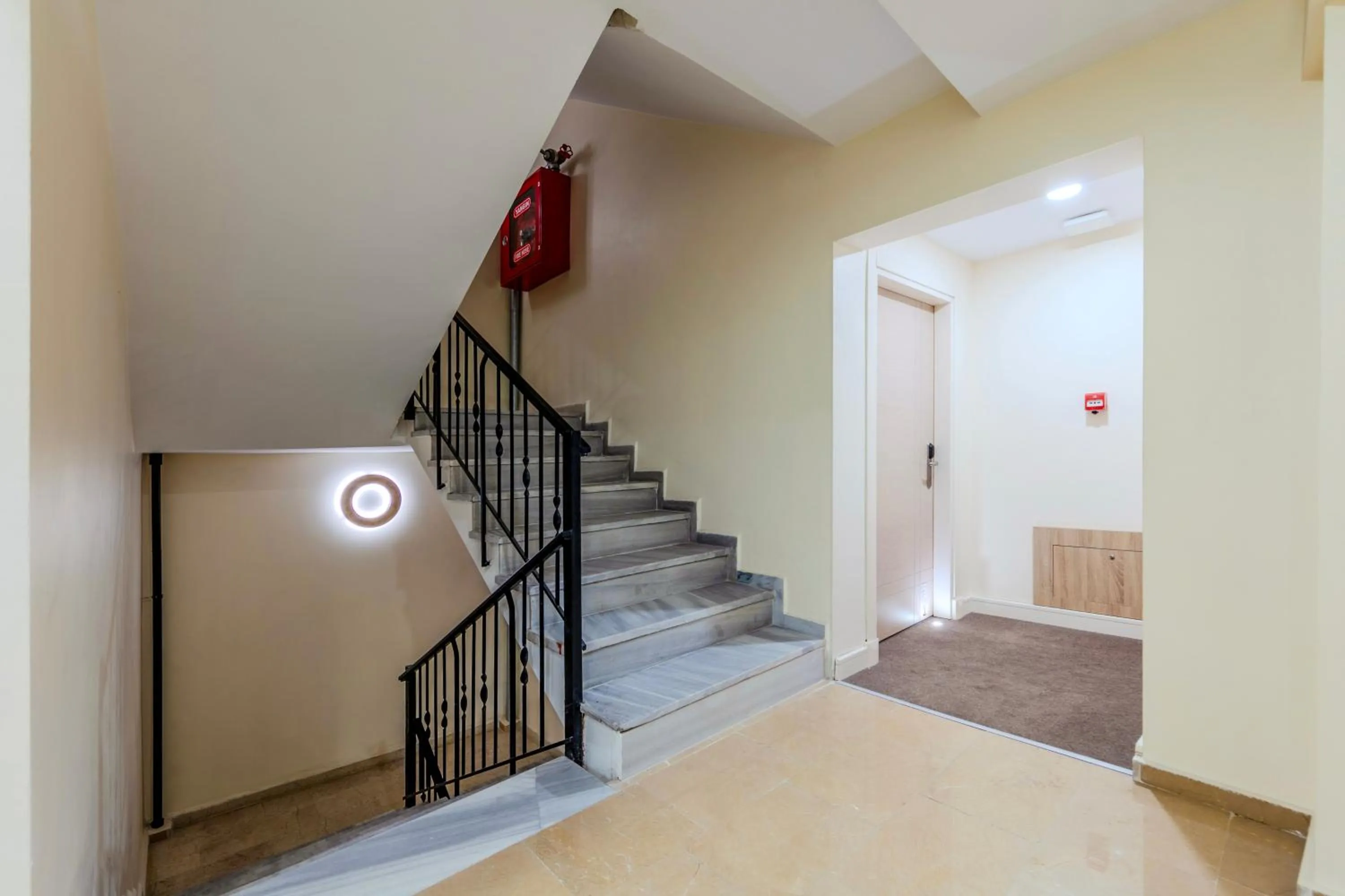 Property building in Roys Hotel & Suites