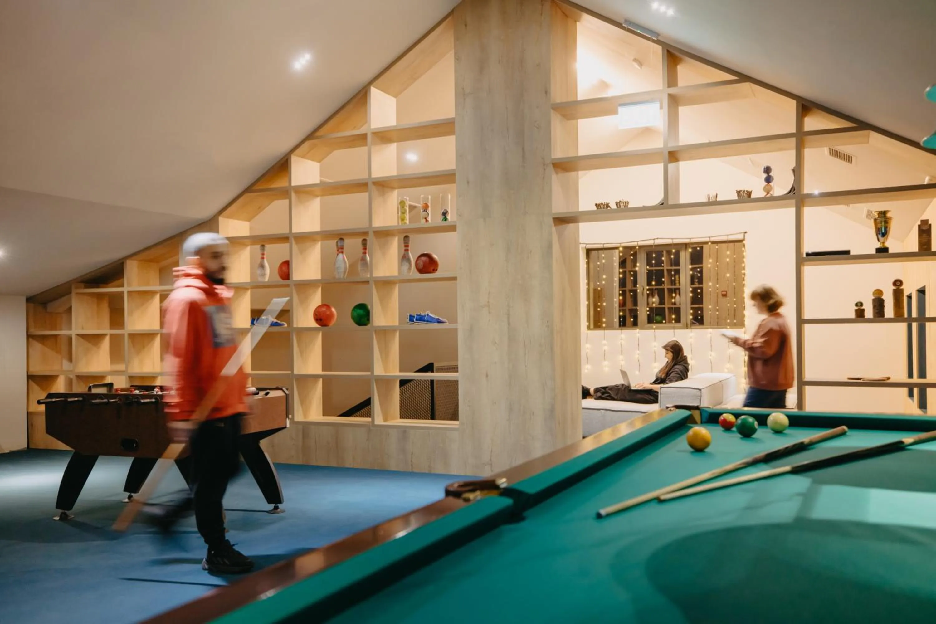 Billiard in Alpina Hotel Gudauri