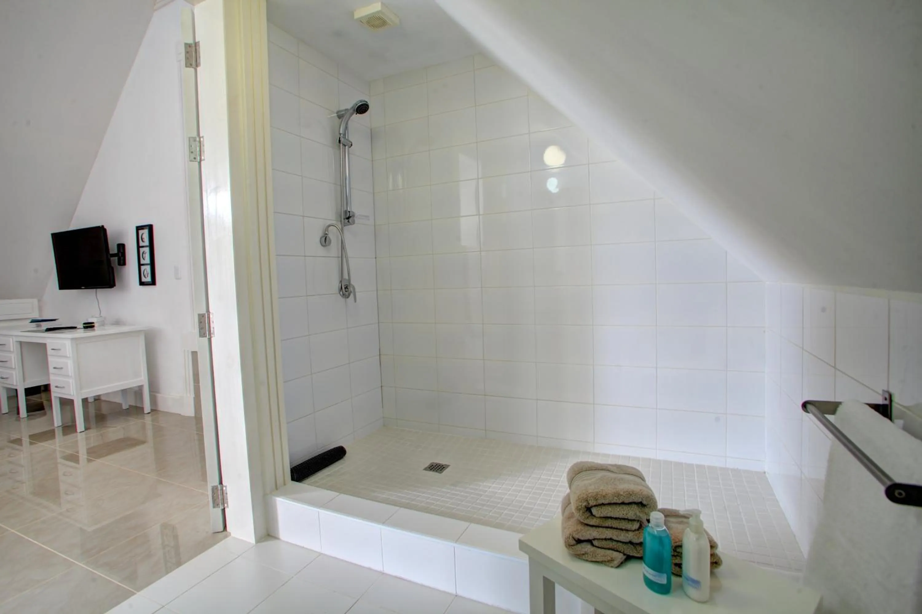 Shower in Buffelsdam Country House