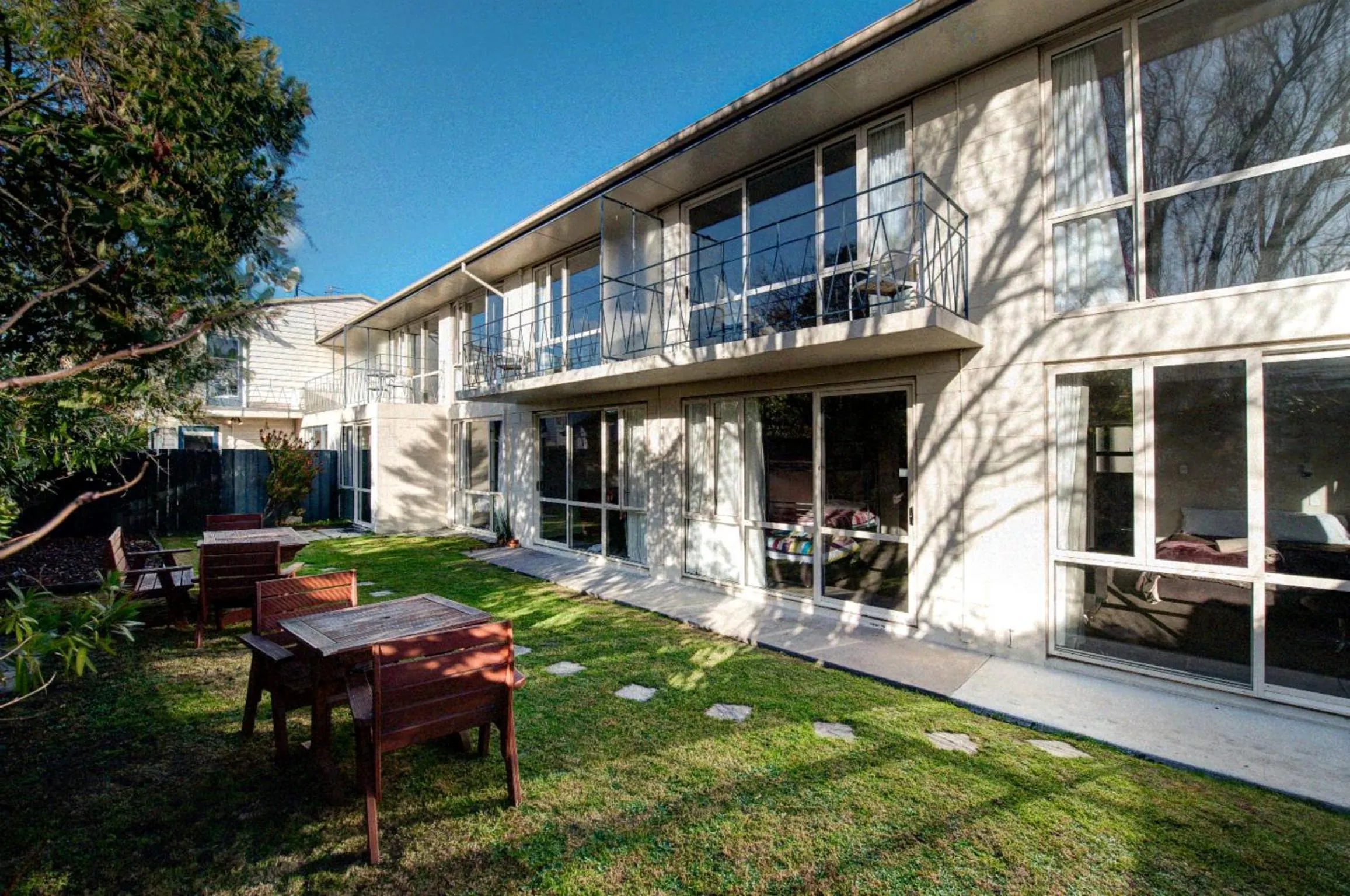 Garden in 85 on Bealey