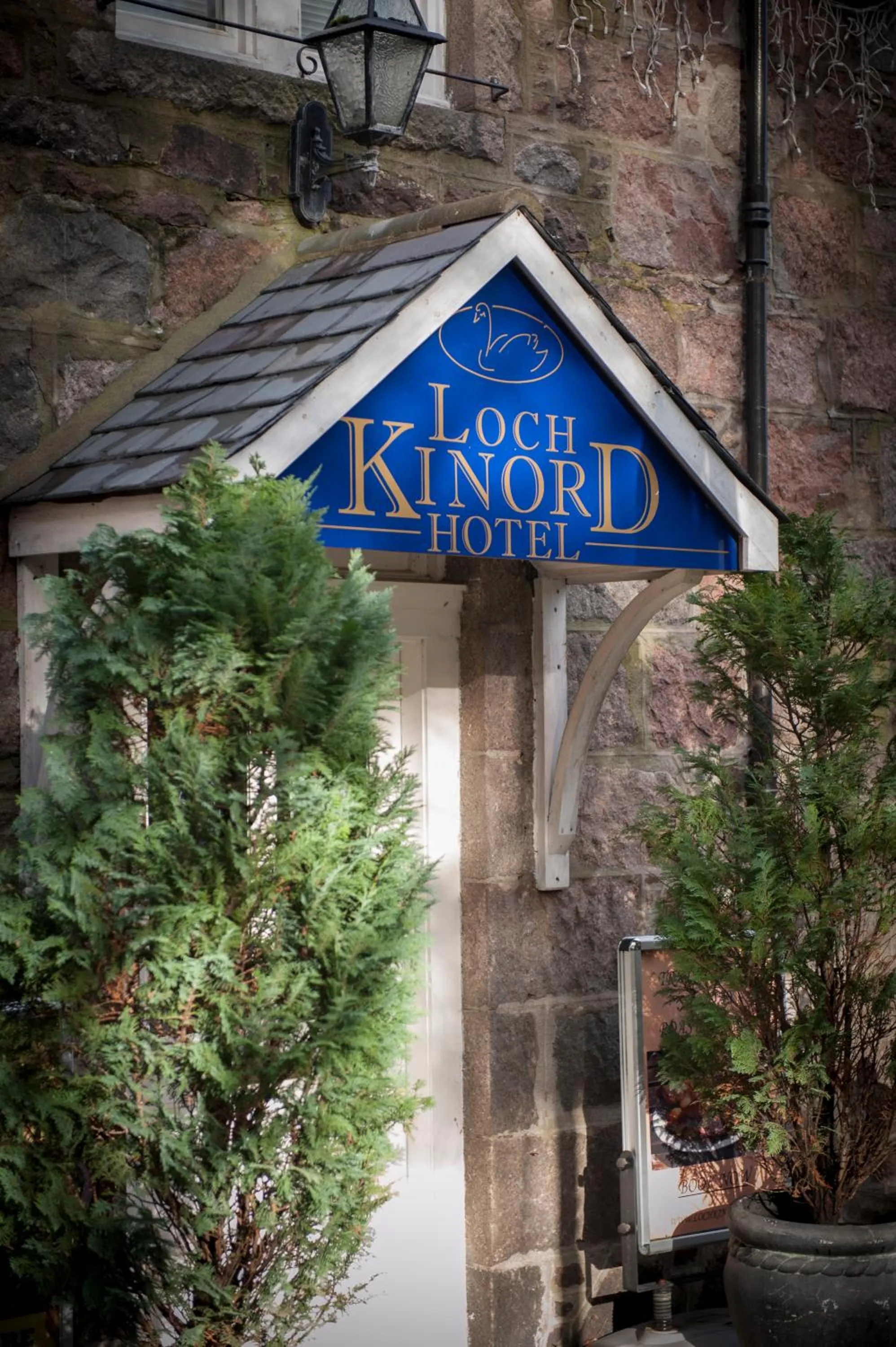 Facade/entrance in Loch Kinord Hotel