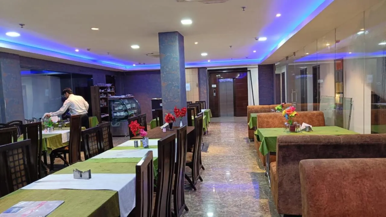 Restaurant/places to eat in HVH Kashi Vishwanath - 400 meters from Kashi Vishwanath Temple & Ganga Aarti Ghat