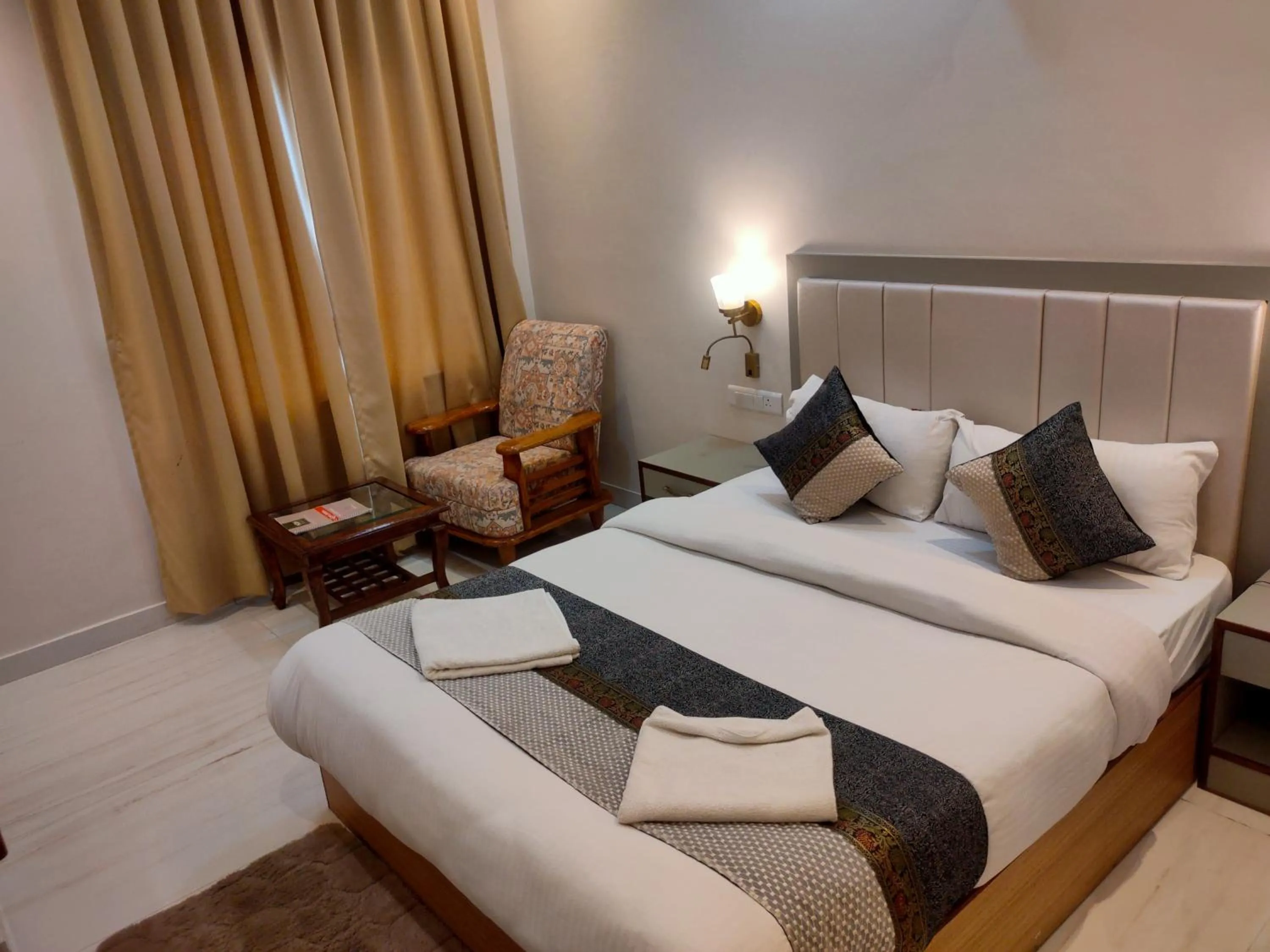 Bed in HVH Kashi Vishwanath - 400 meters from Kashi Vishwanath Temple & Ganga Aarti Ghat