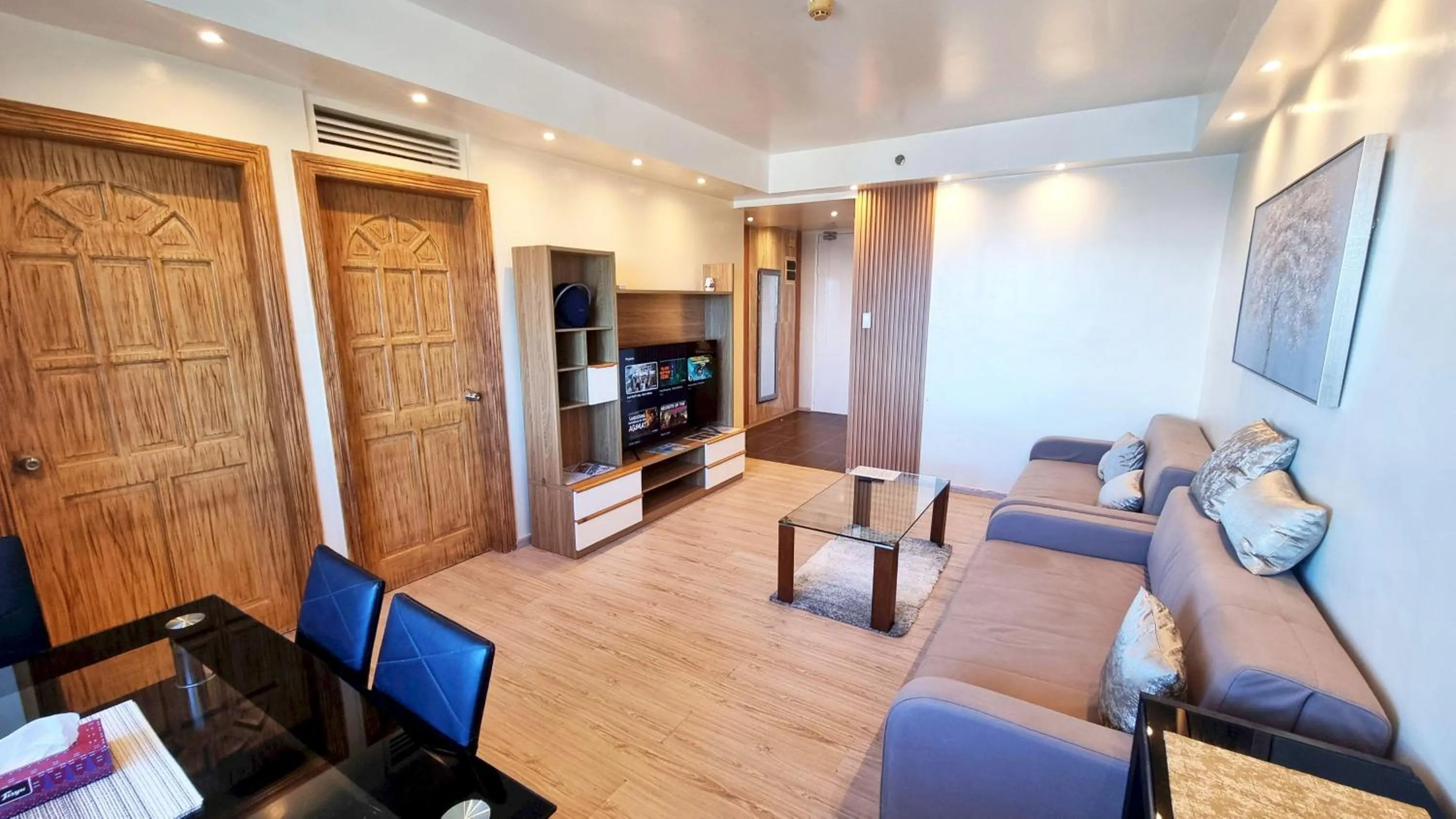 Living room in La Mirada Residences