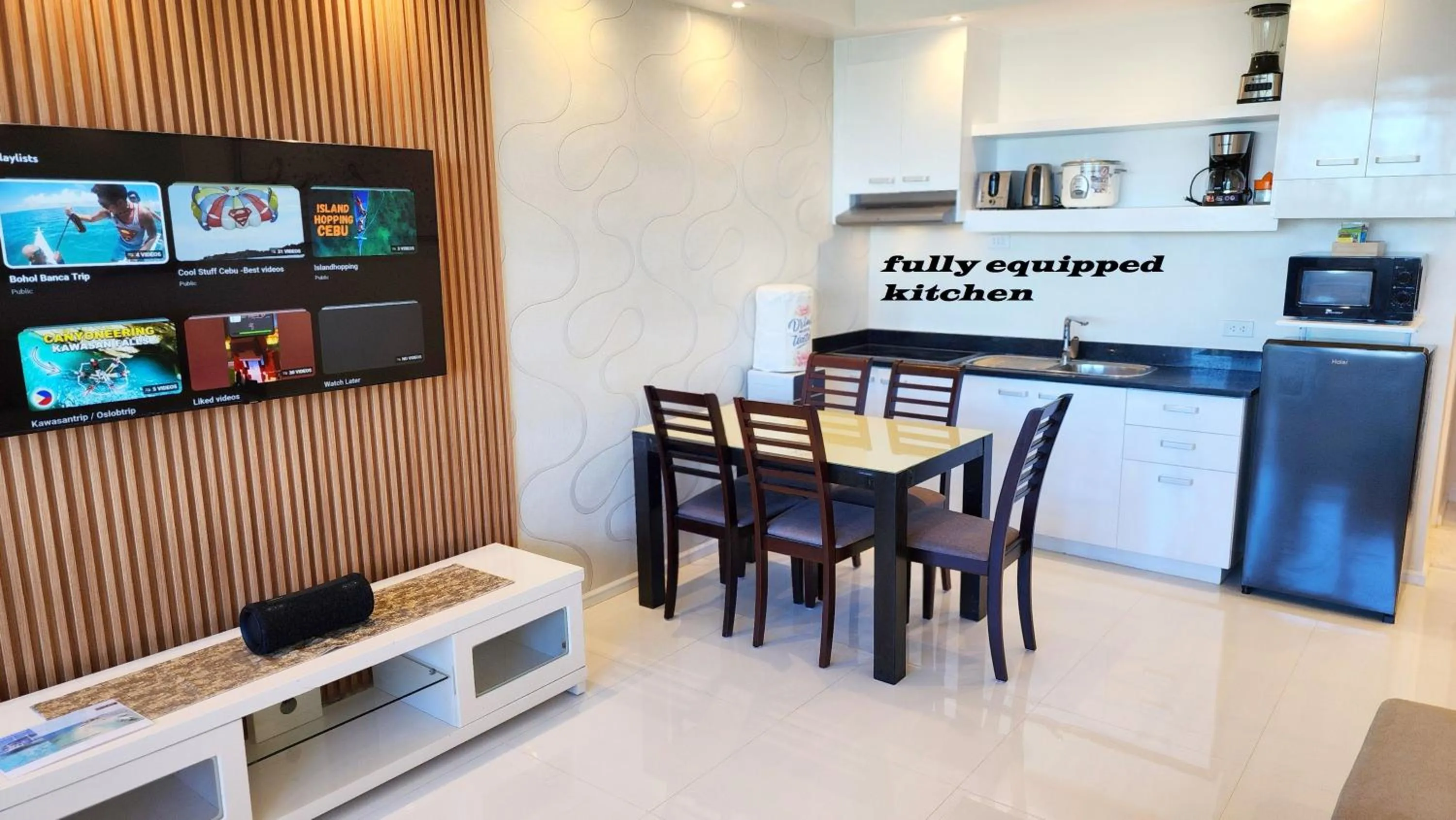 Dining area in La Mirada Residences