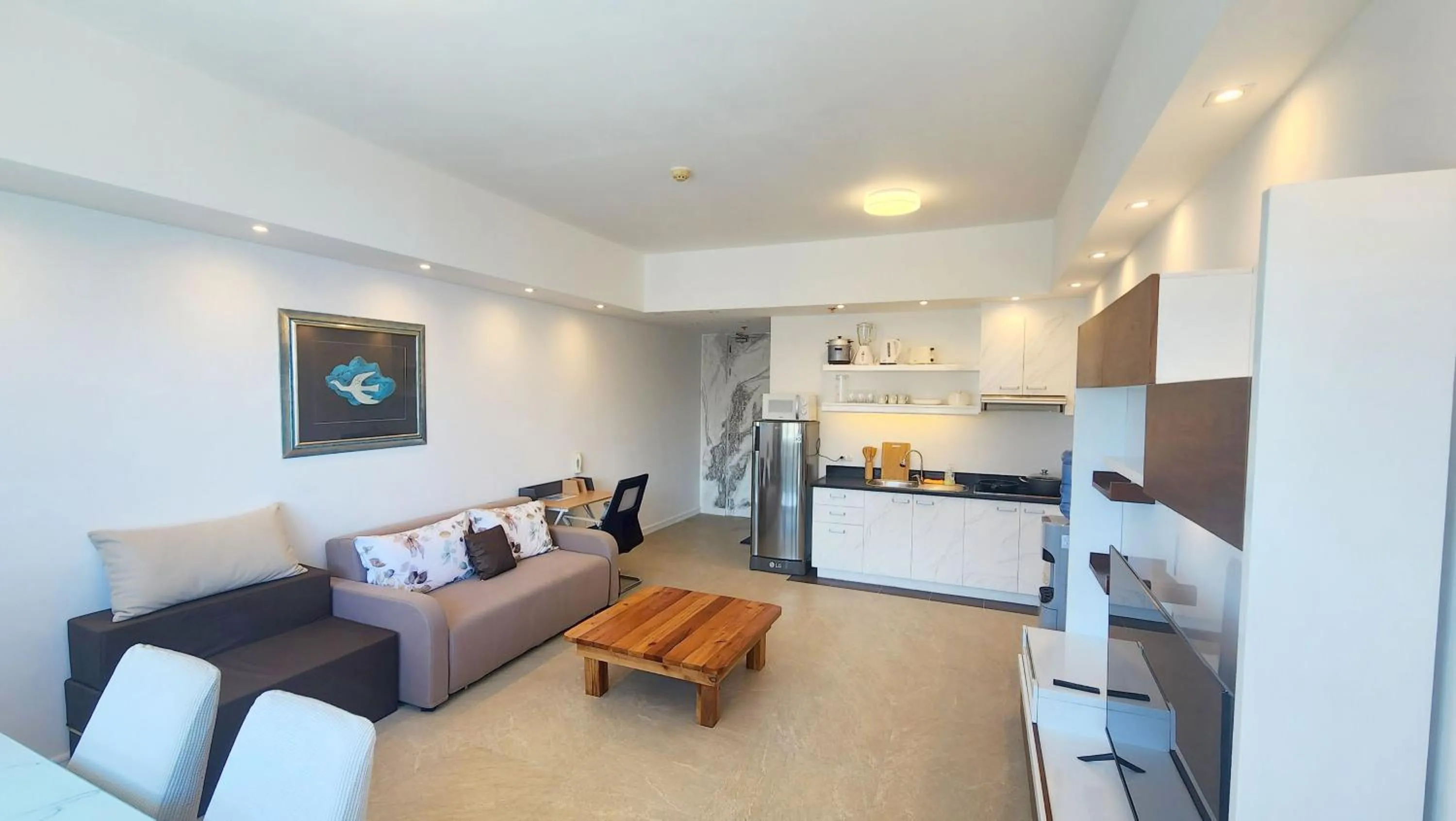 Living room in La Mirada Residences