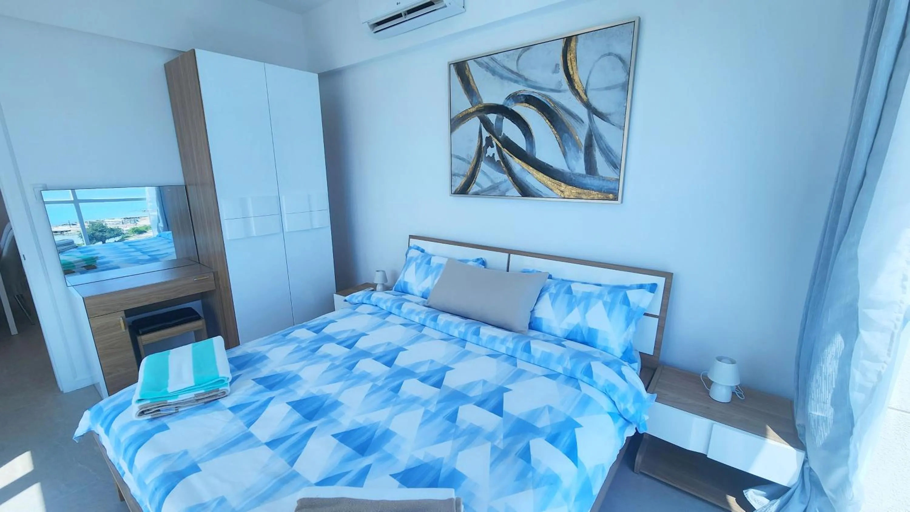 Bedroom, Bed in La Mirada Residences