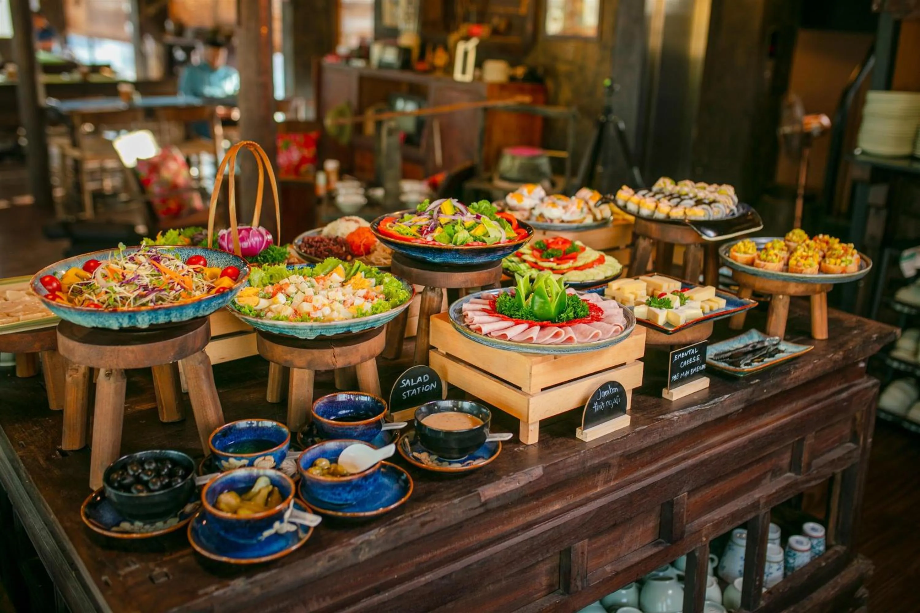 Food and drinks in Kecho Legacy Hotel Hanoi & Spa