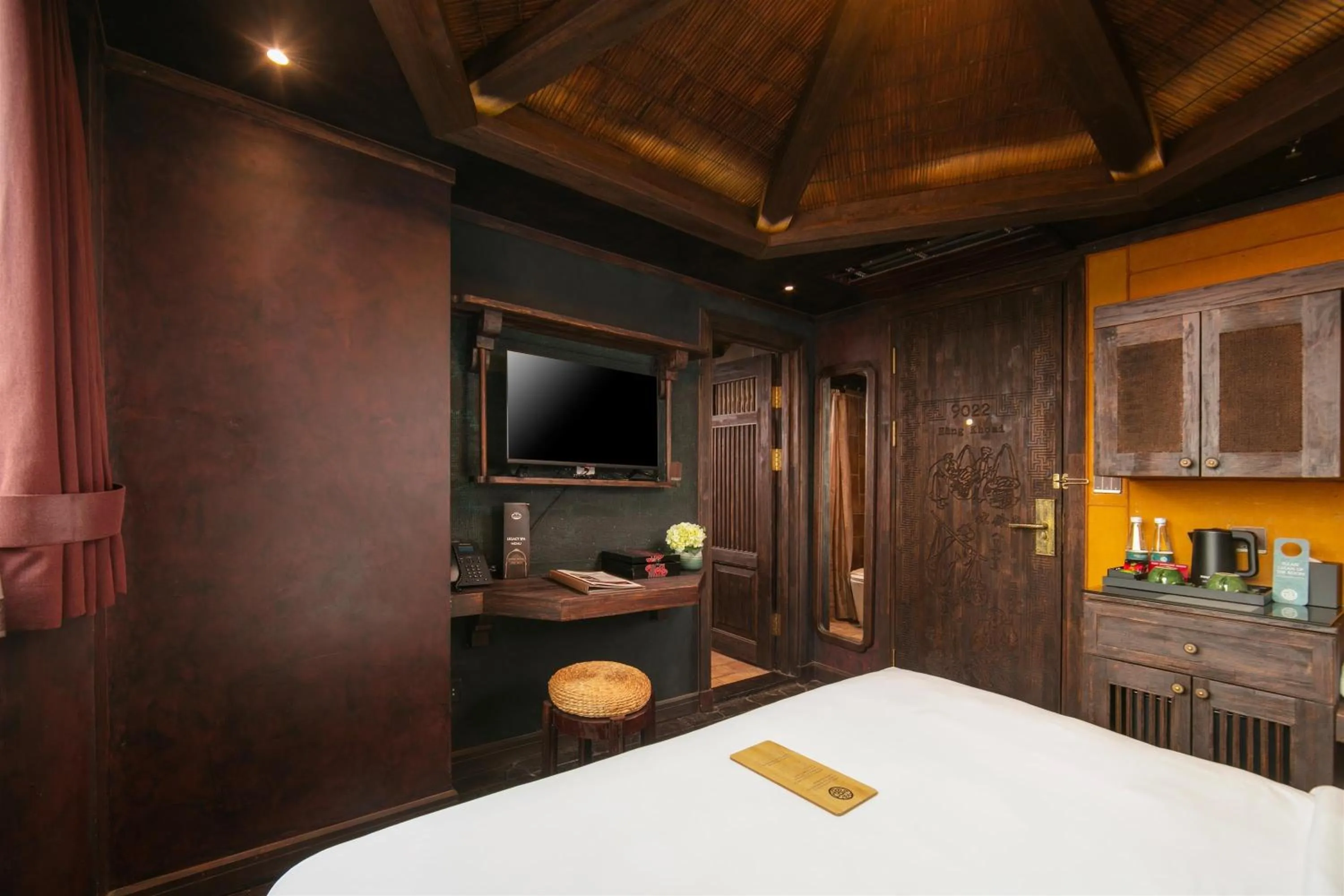 Bed in Kecho Legacy Hotel Hanoi & Spa