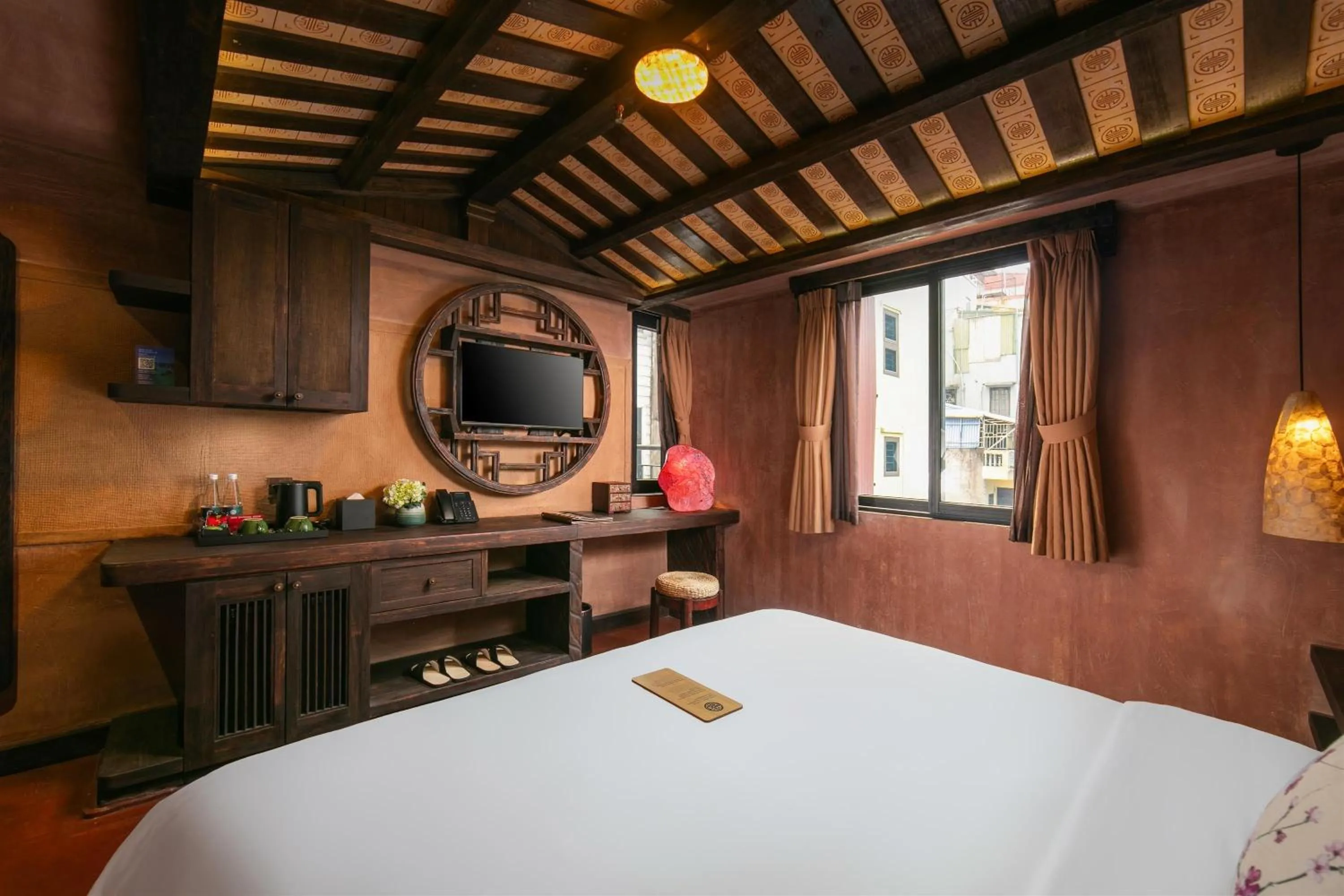 Bed in Kecho Legacy Hotel Hanoi & Spa