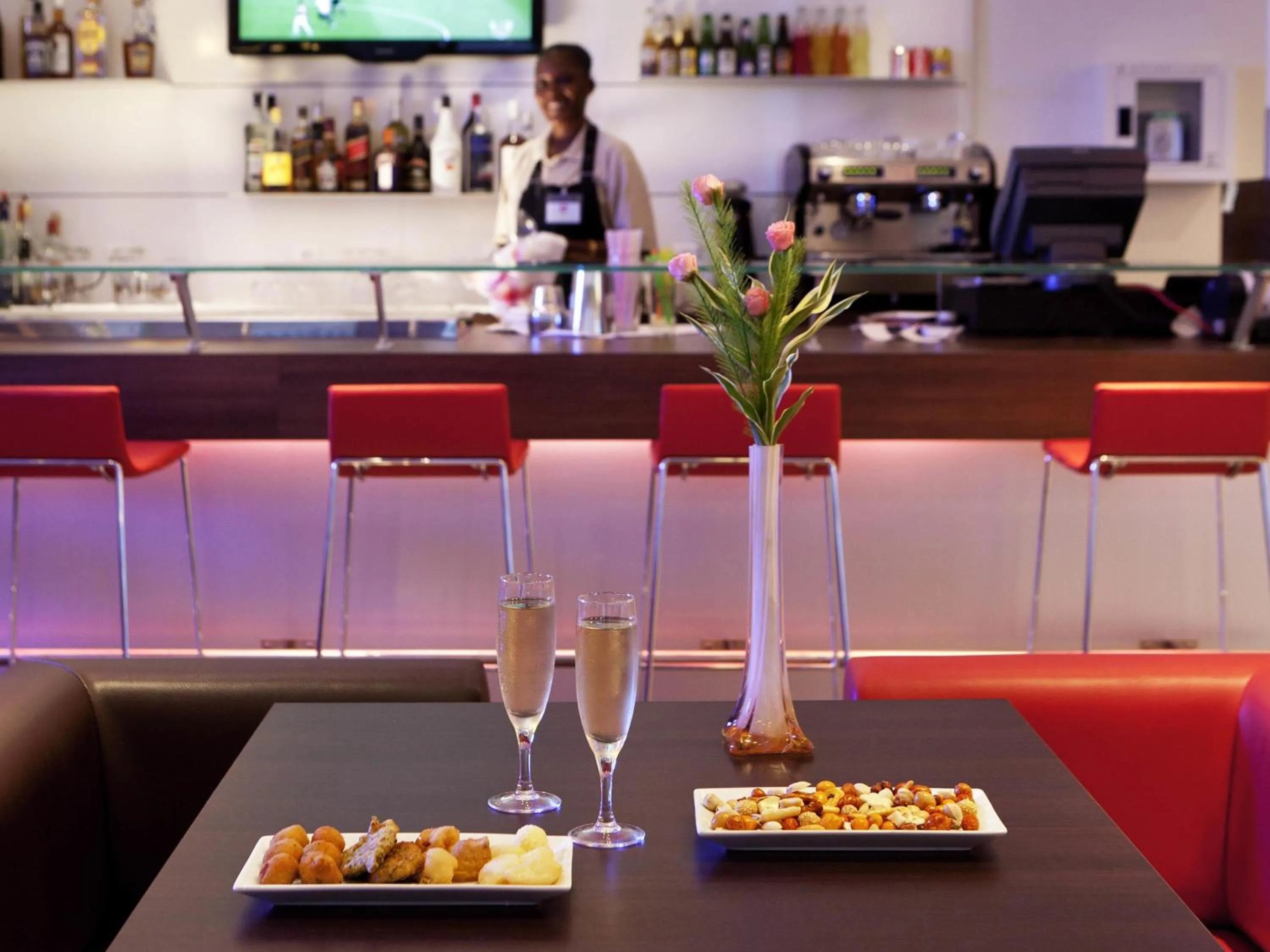 Lounge or bar in Ibis Bata