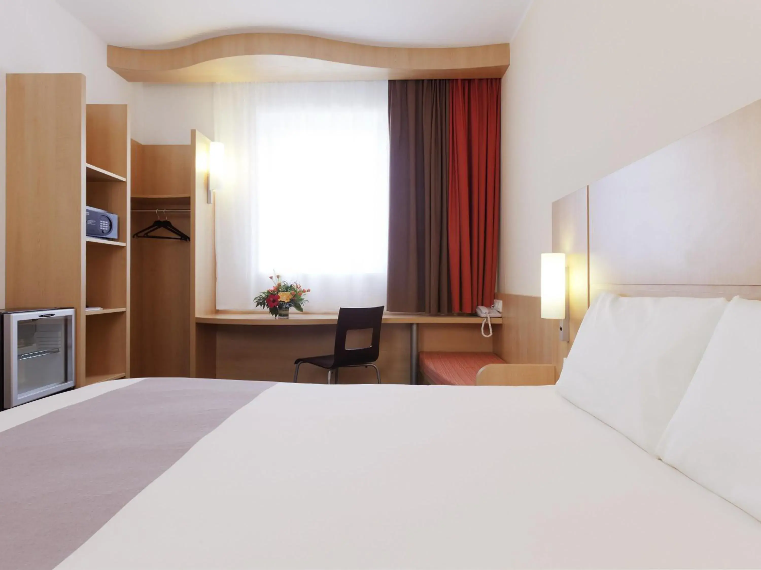 Standard Double Room in Ibis Bata Standard Double Room in Ibis Bata