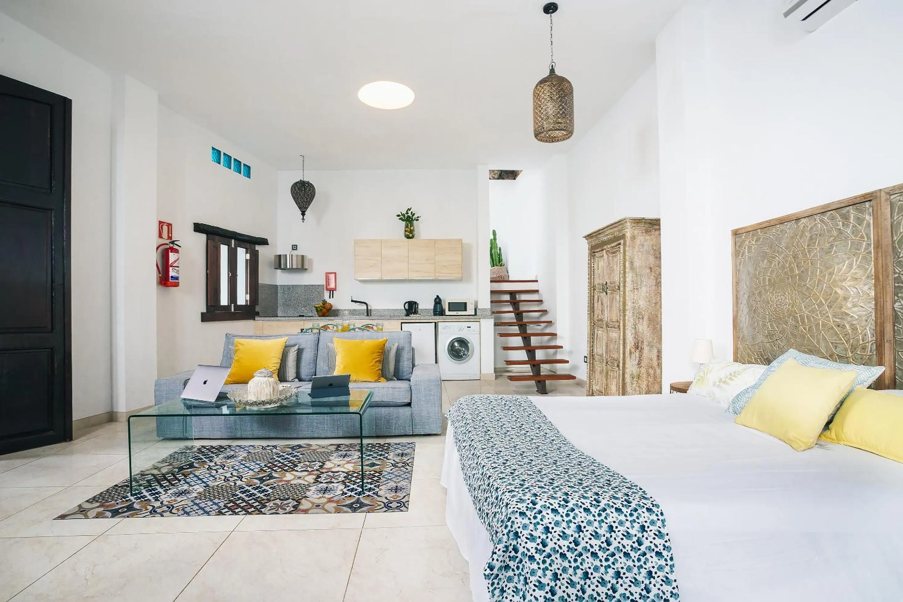 Bed in El Charco Suites