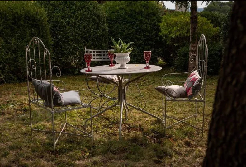 Seating area in Le Castel Pierre - 7ch&7sdb avec clim, piscine XL, salle fitness et sauna pour 18 personnes