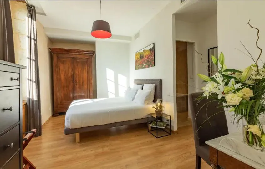 Bedroom, Bed in Le Castel Pierre - 7ch&7sdb avec clim, piscine XL, salle fitness et sauna pour 18 personnes