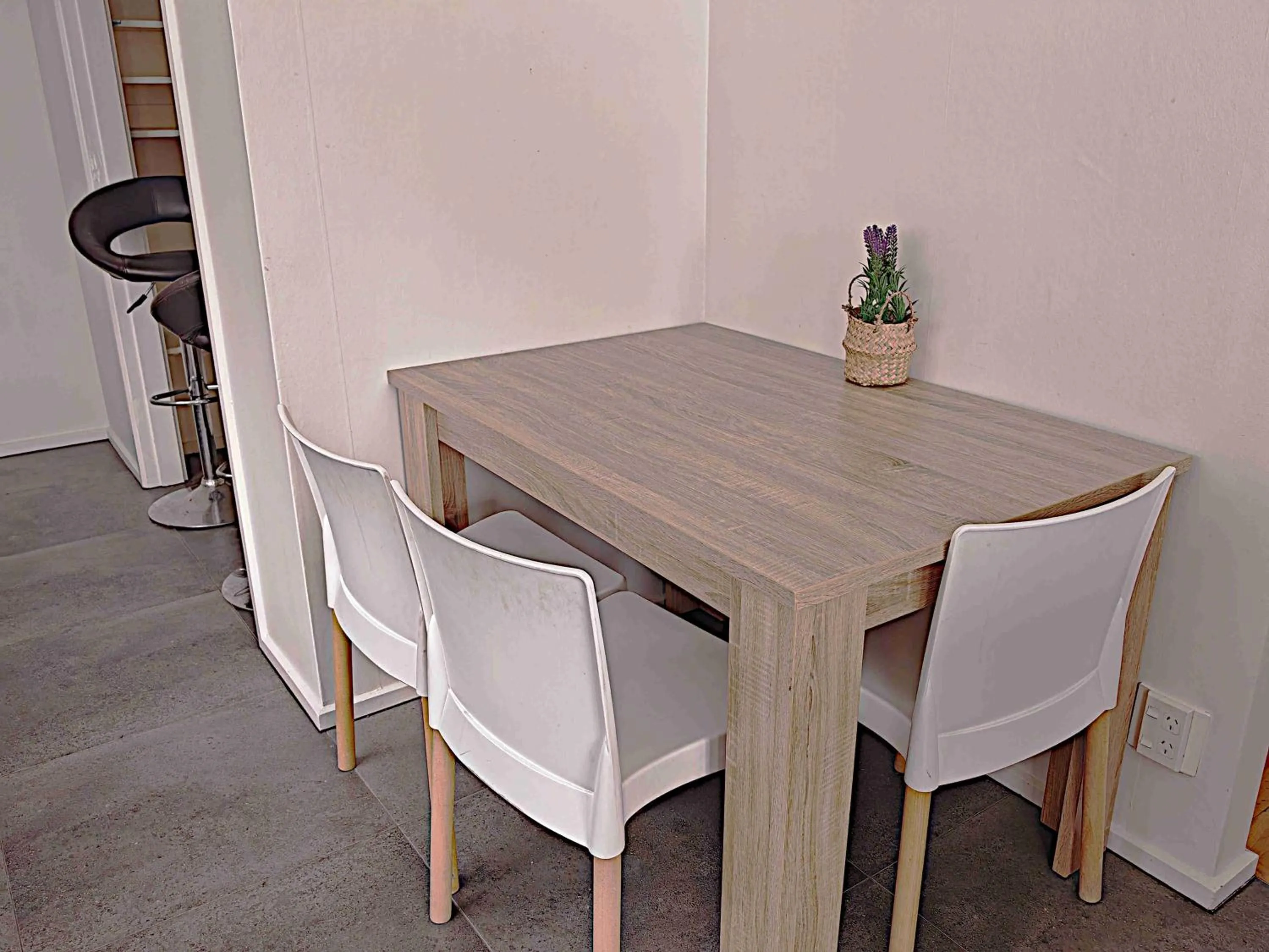Dining area in Newlands Court Motel