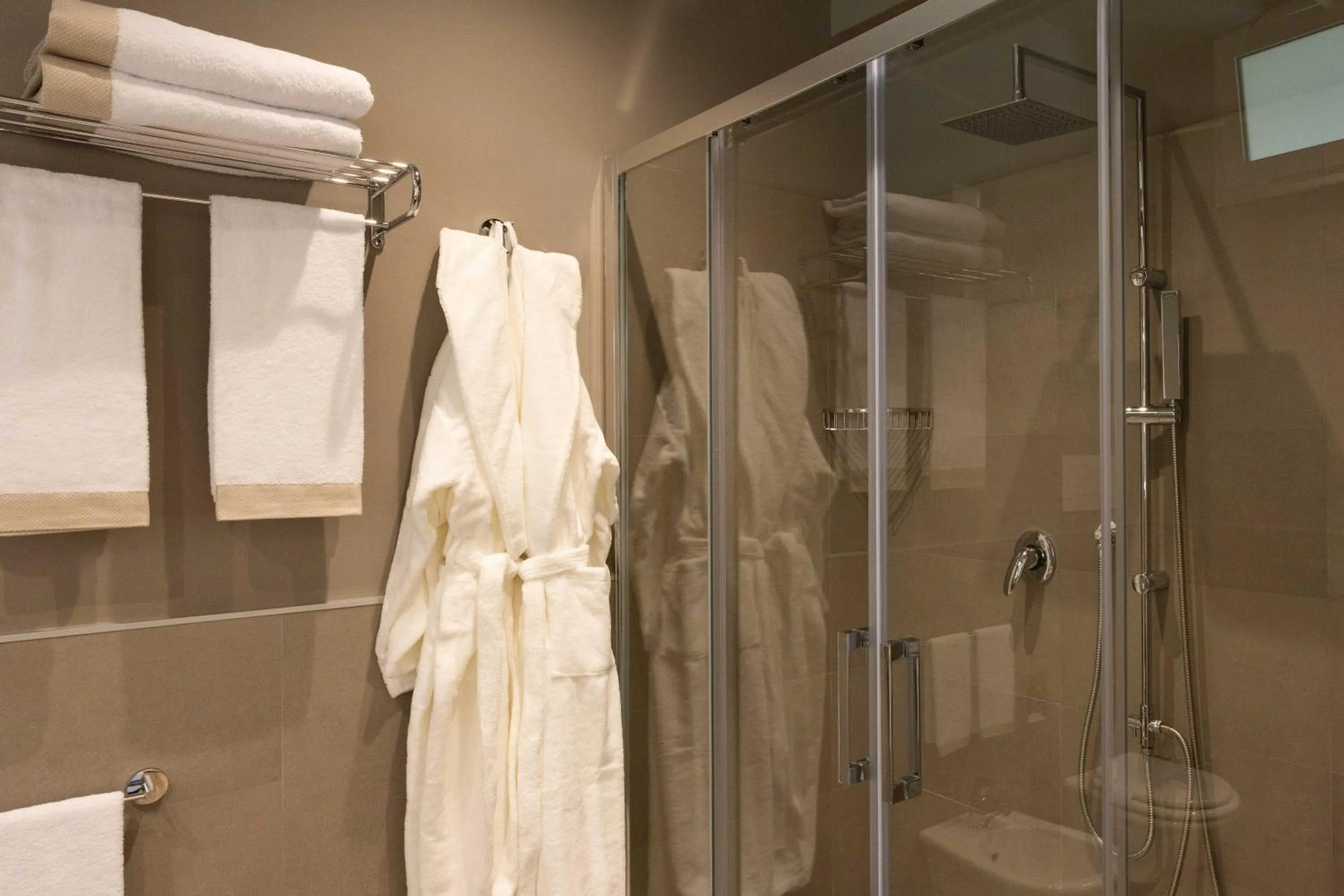 Shower in Mondello Glam Hotel & Terrace