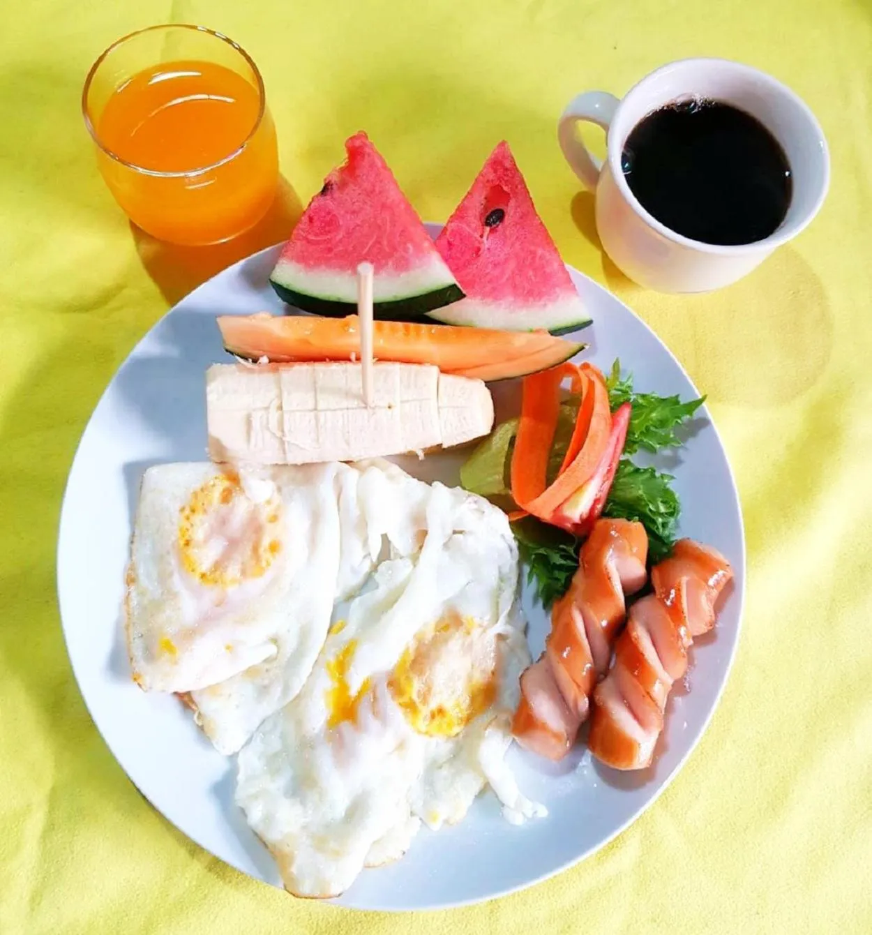 Breakfast in The White Elephant Home