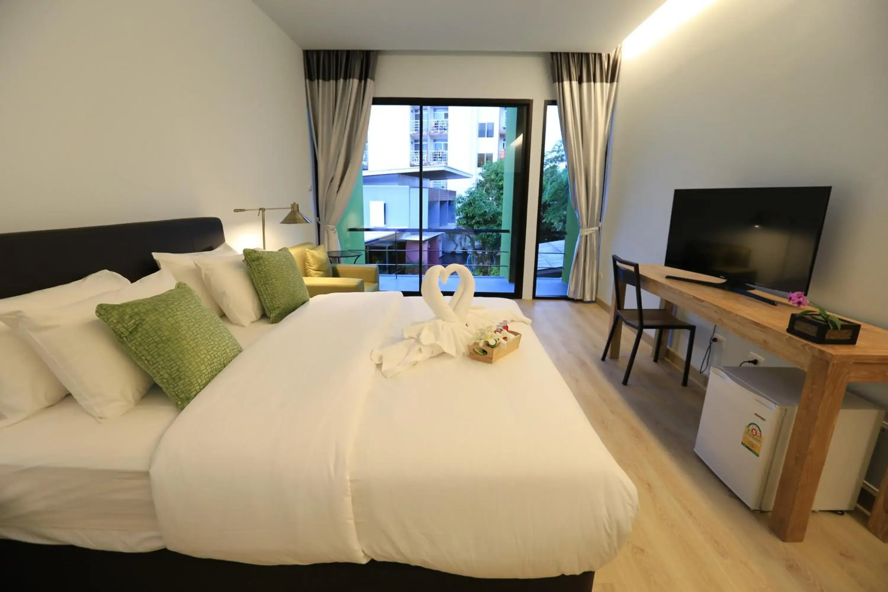 Deluxe Double Room in The White Elephant Home Deluxe Double Room in The White Elephant Home