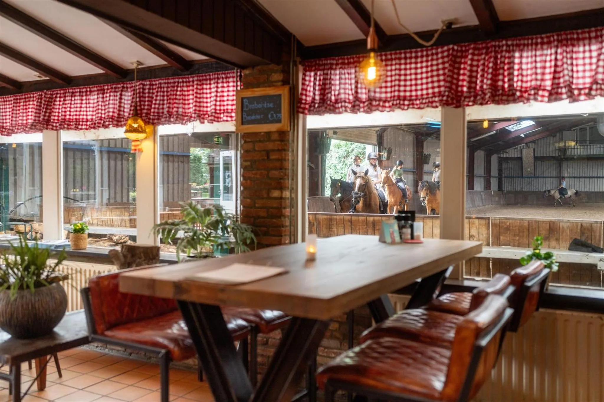 Restaurant/places to eat in Natuurpoort van Loon