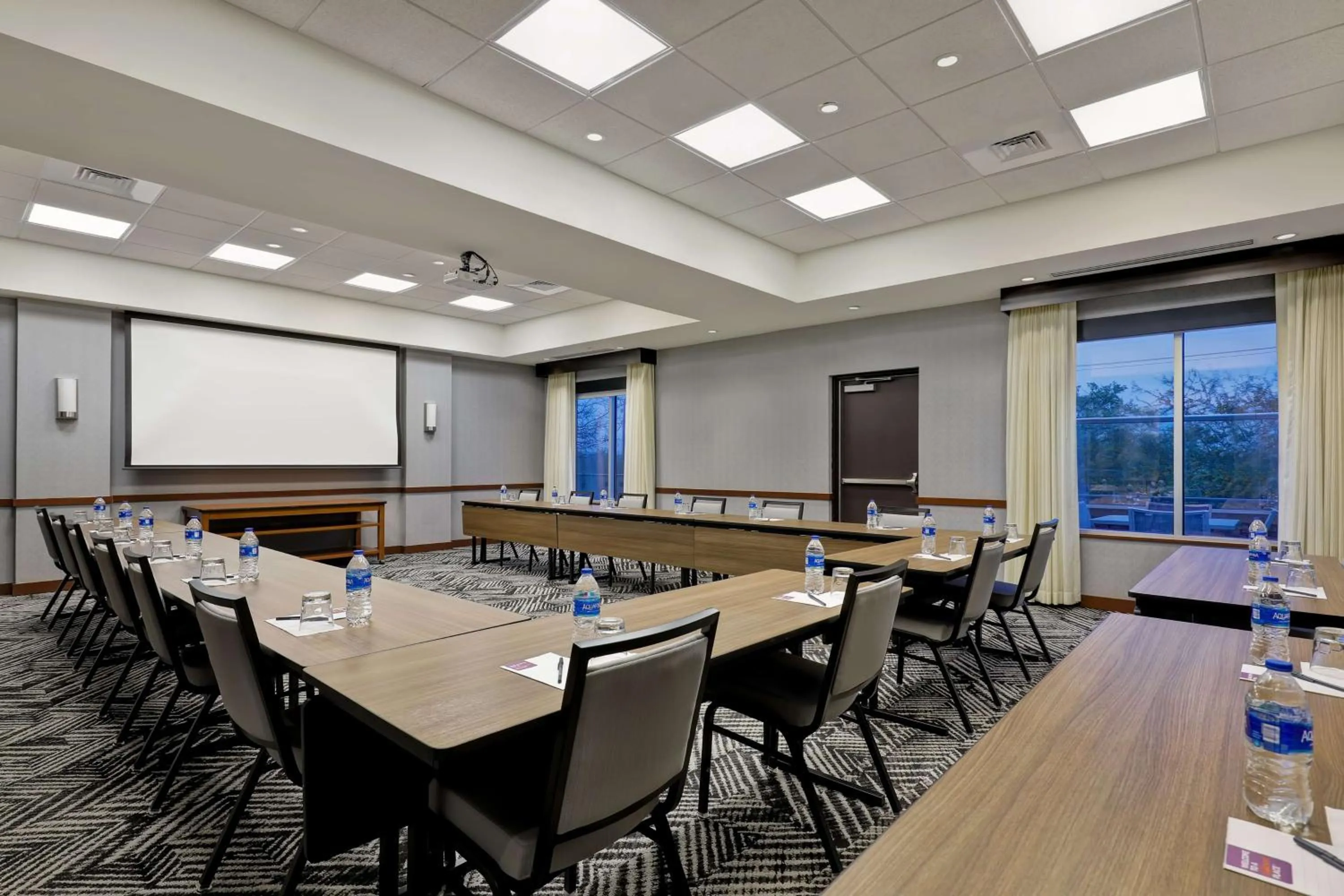 Meeting/conference room in Hyatt Place San Antonio North Stone Oak