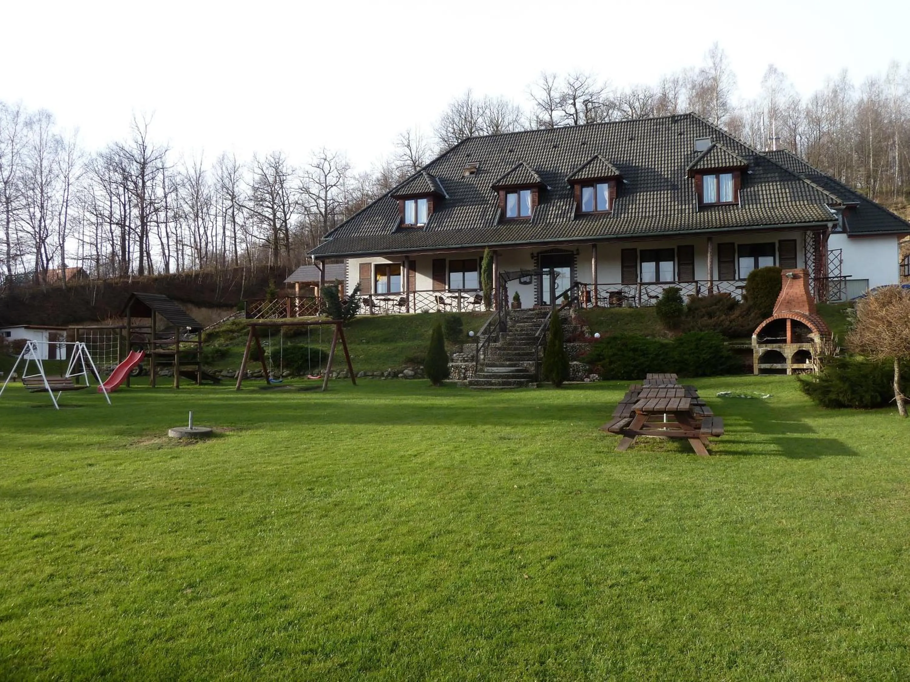 Facade/entrance in Zajazd Pod Skarpą