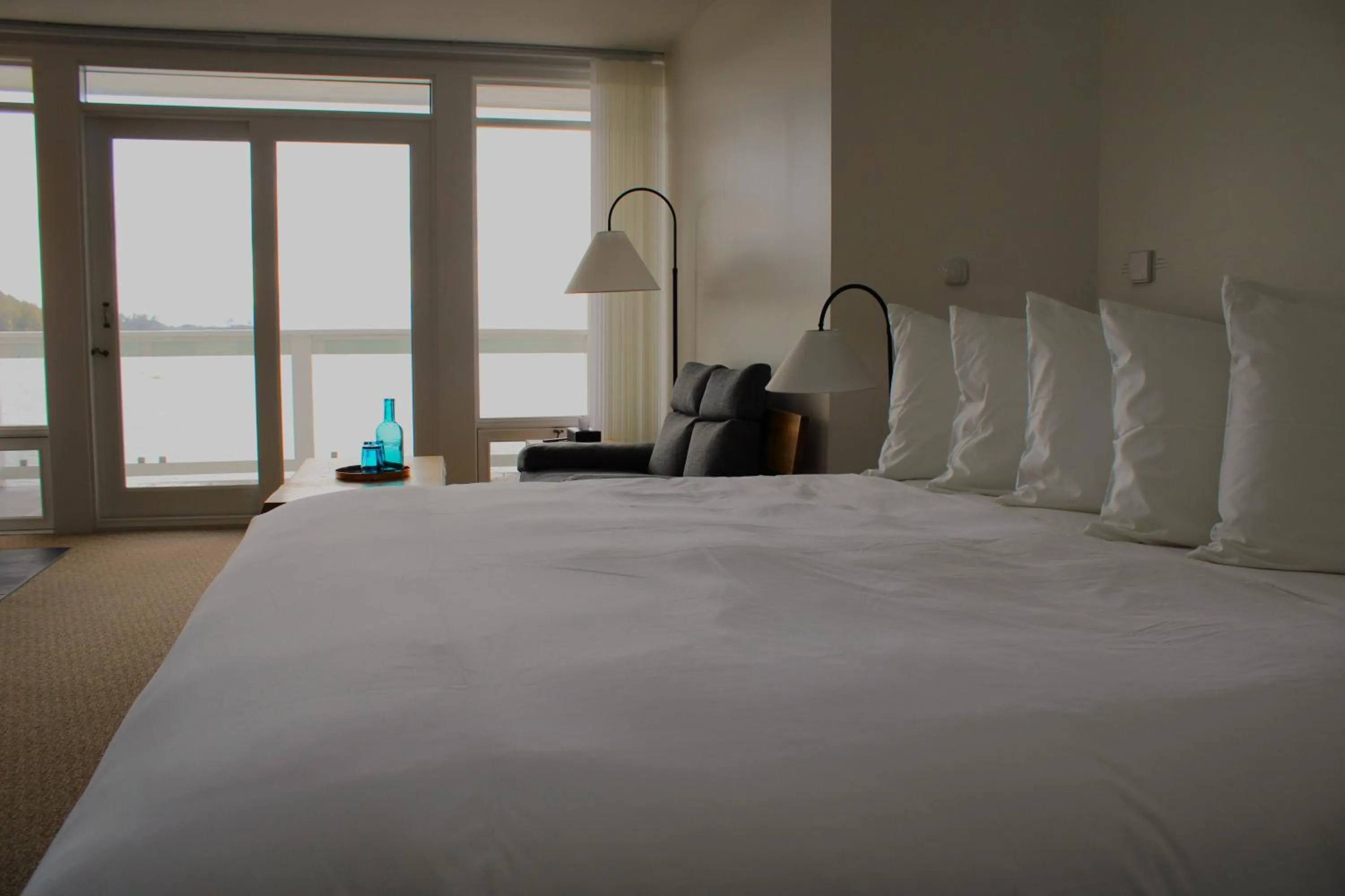 Bed in Sooke Harbour House