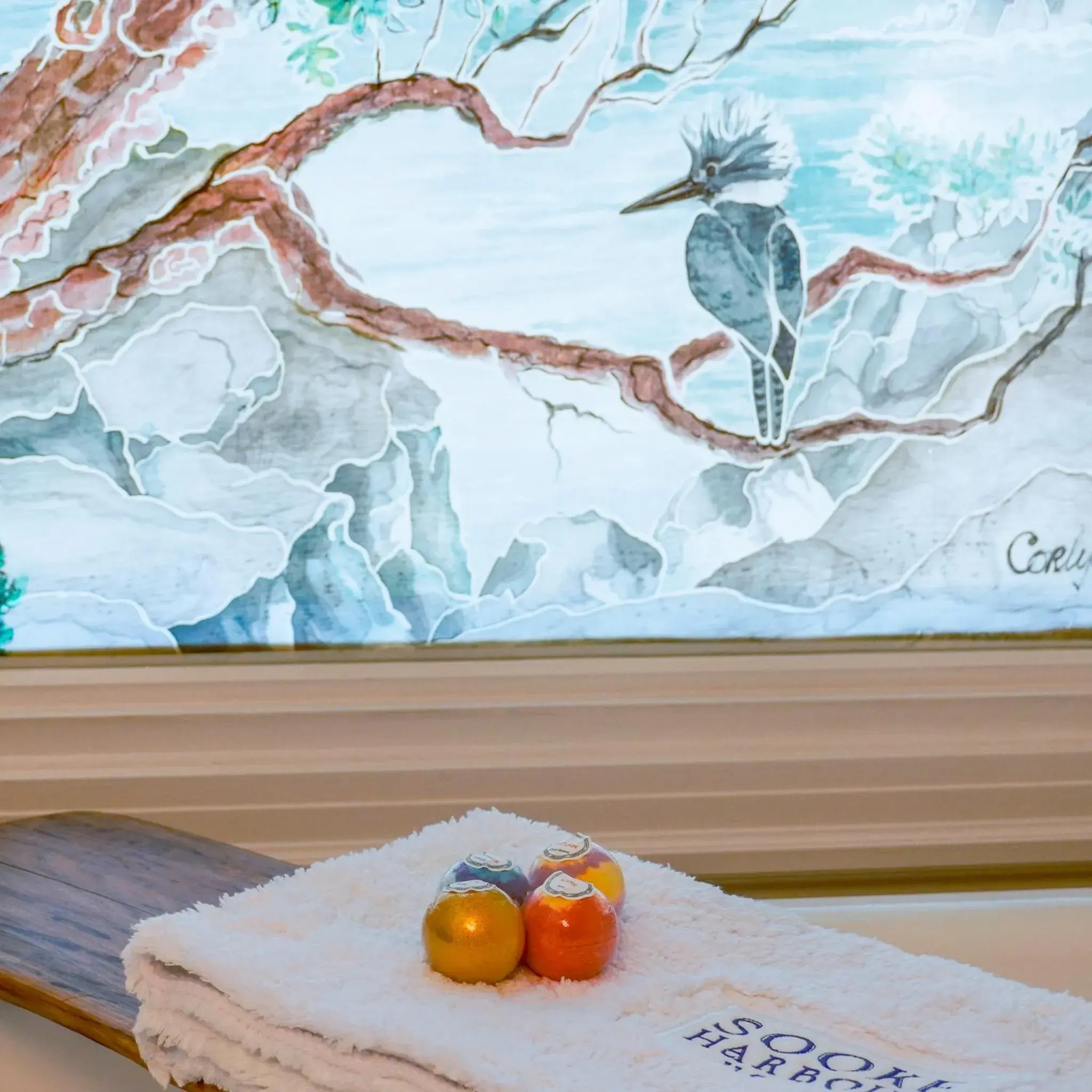 Deluxe Suite with Spa Bath in Sooke Harbour House Deluxe Suite with Spa Bath in Sooke Harbour House