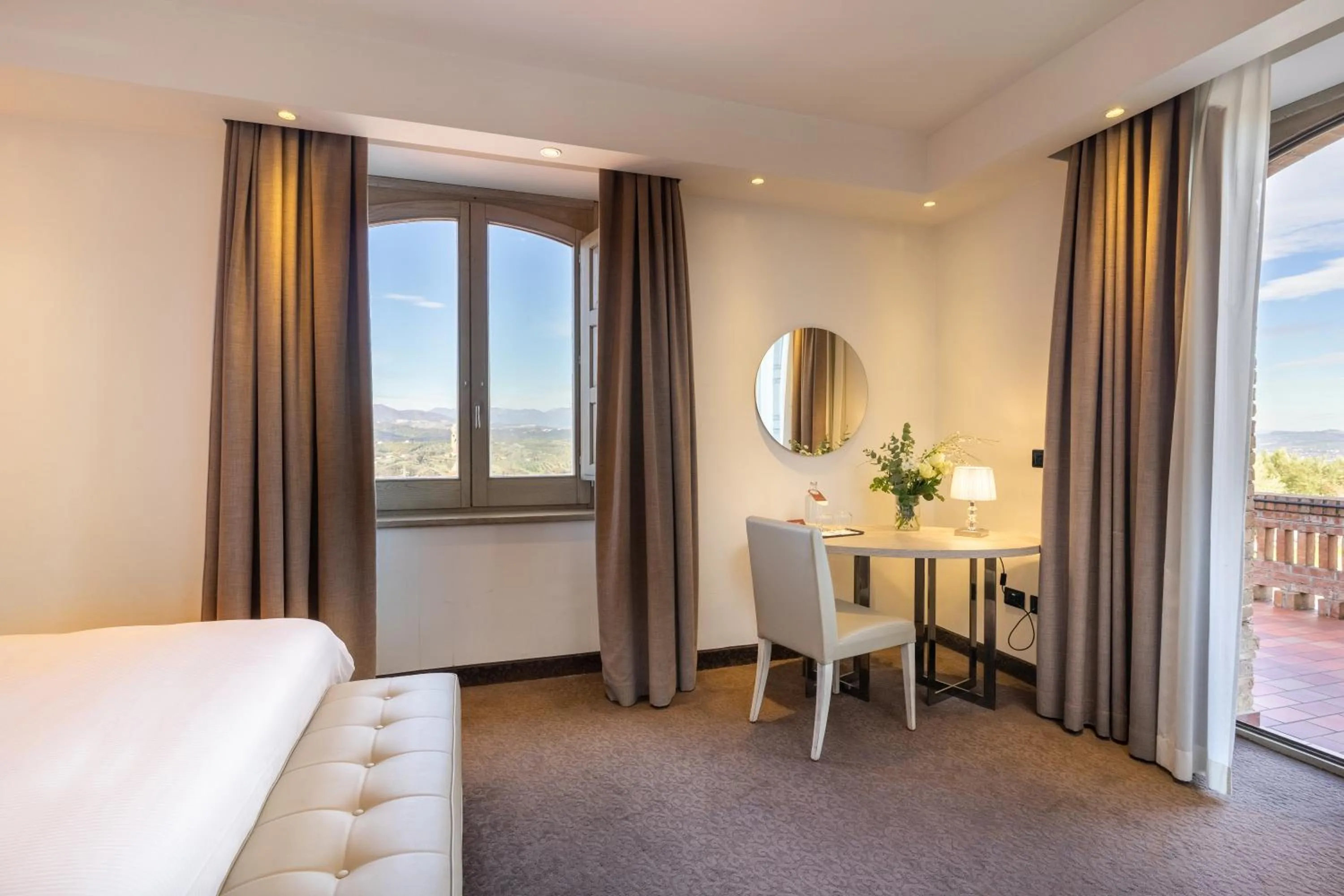 Natural landscape, Bed in UNA HOTELS Tenuta Contessa Farm & SPA Cosenza