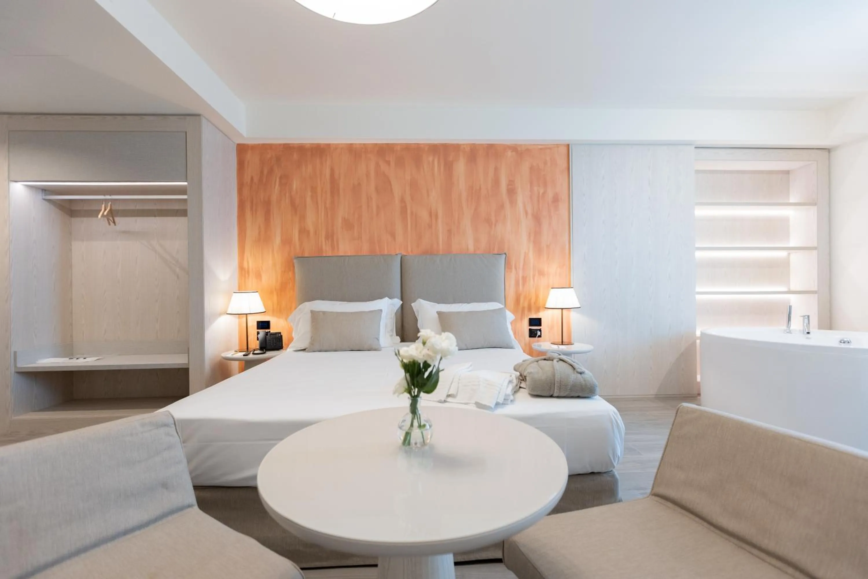 Bed in UNA HOTELS Tenuta Contessa Farm & SPA Cosenza